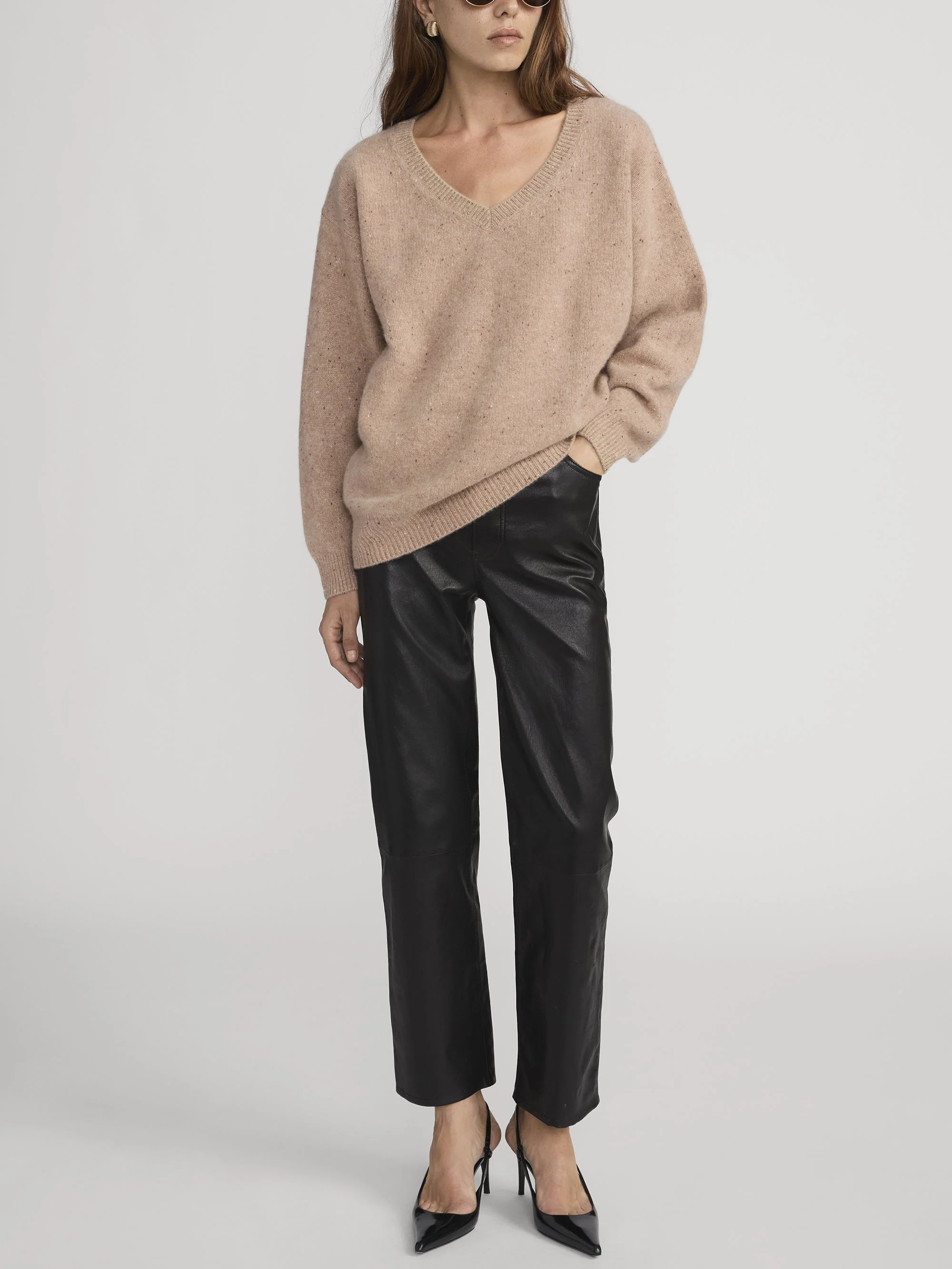 FRAME - The Cashmere Brushed V Sweater - Image 2
