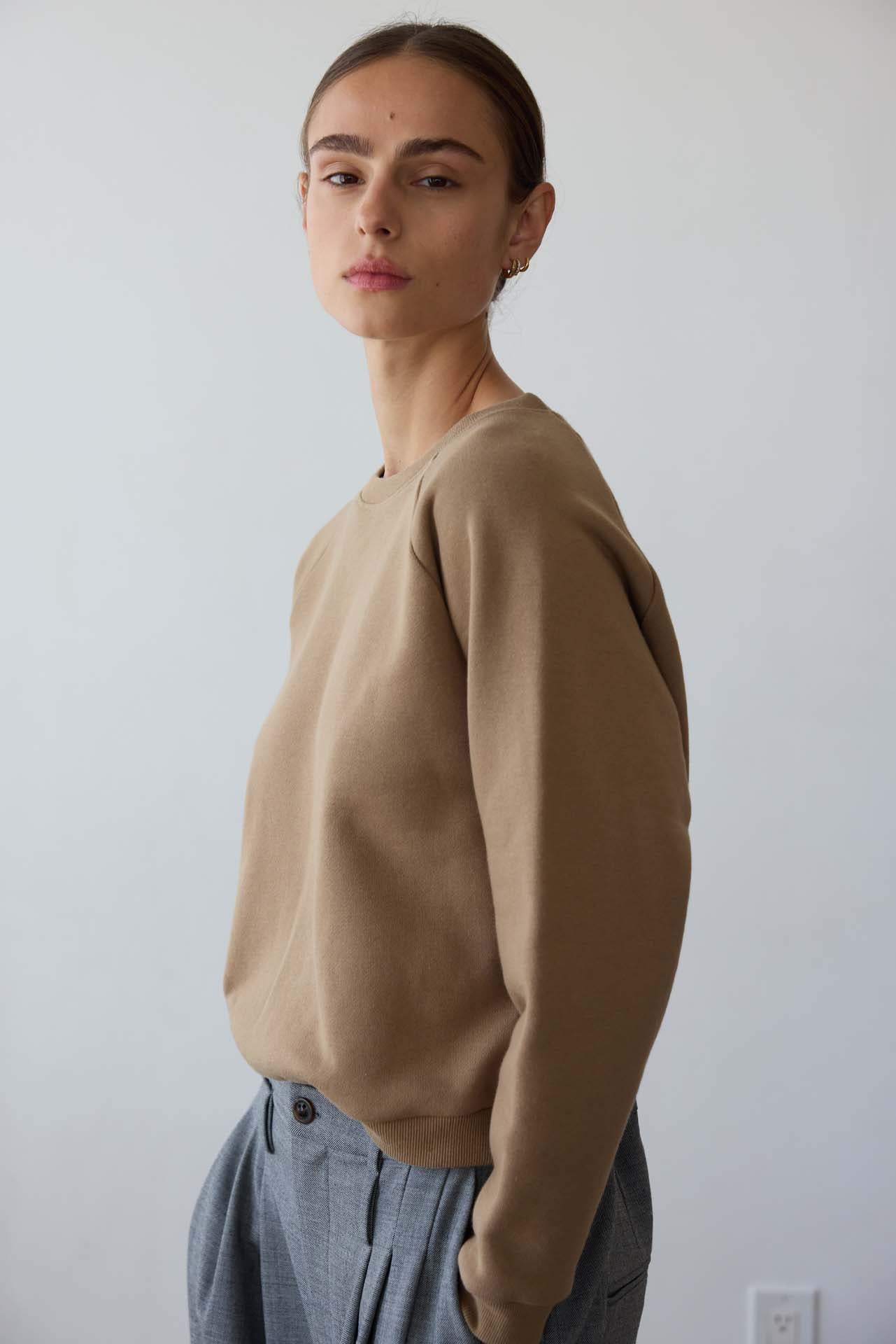 Jamie Haller - The Daily Sweatshirt in Camel - Image 10