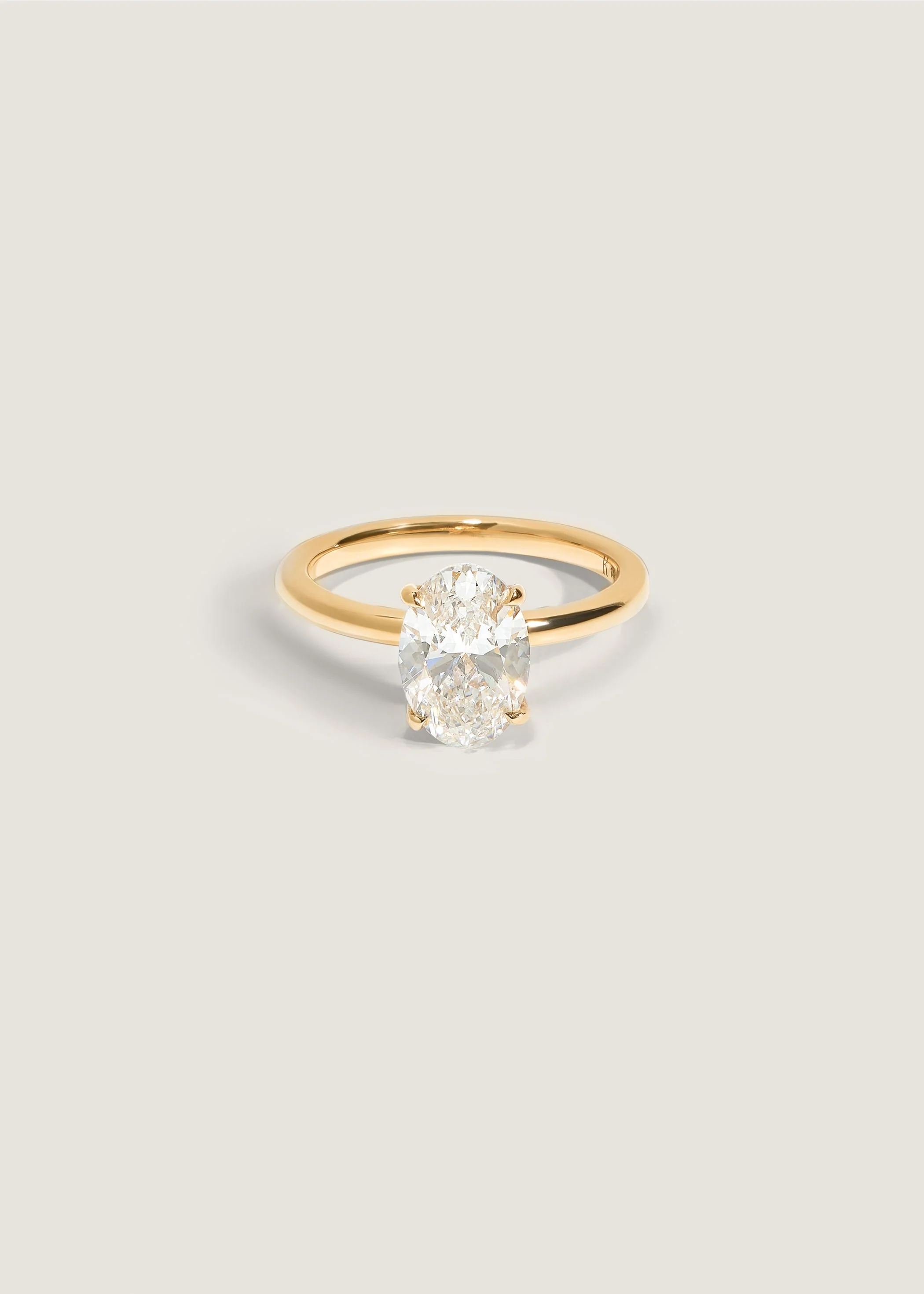 Kinn - Elizabeth Oval Ring Lab Diamond