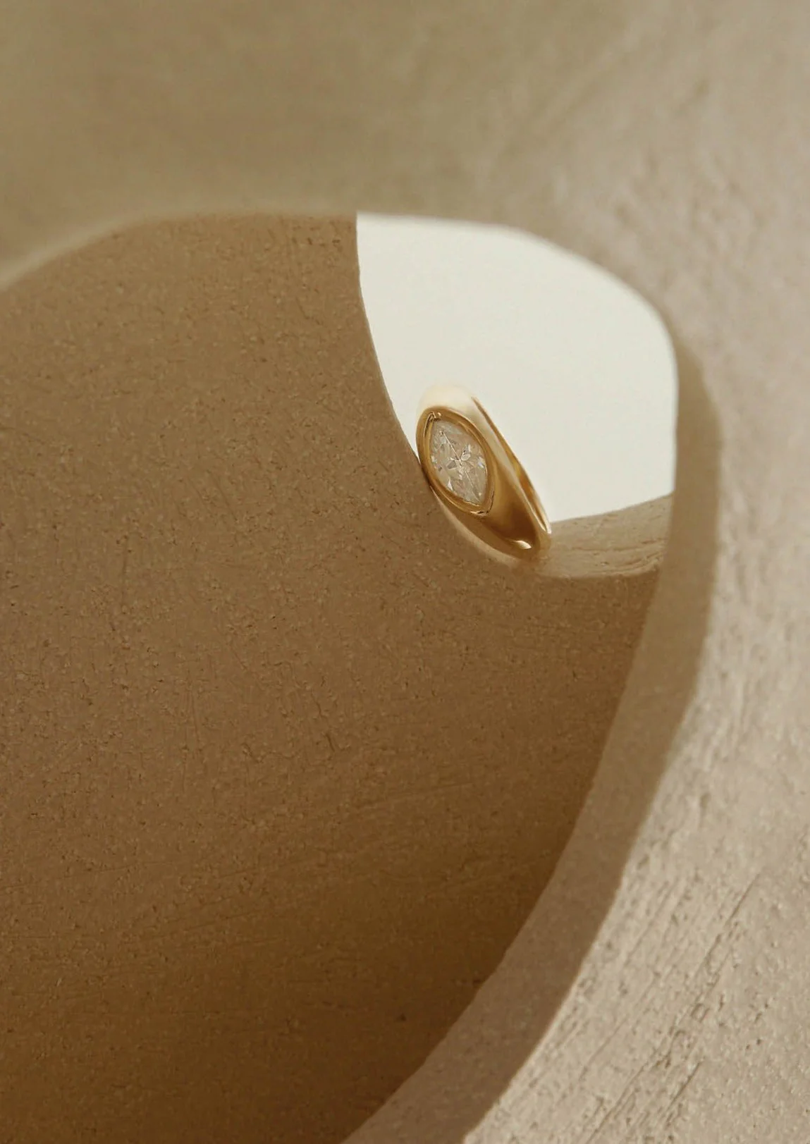Kinn - The Eloise Ring - Image 4