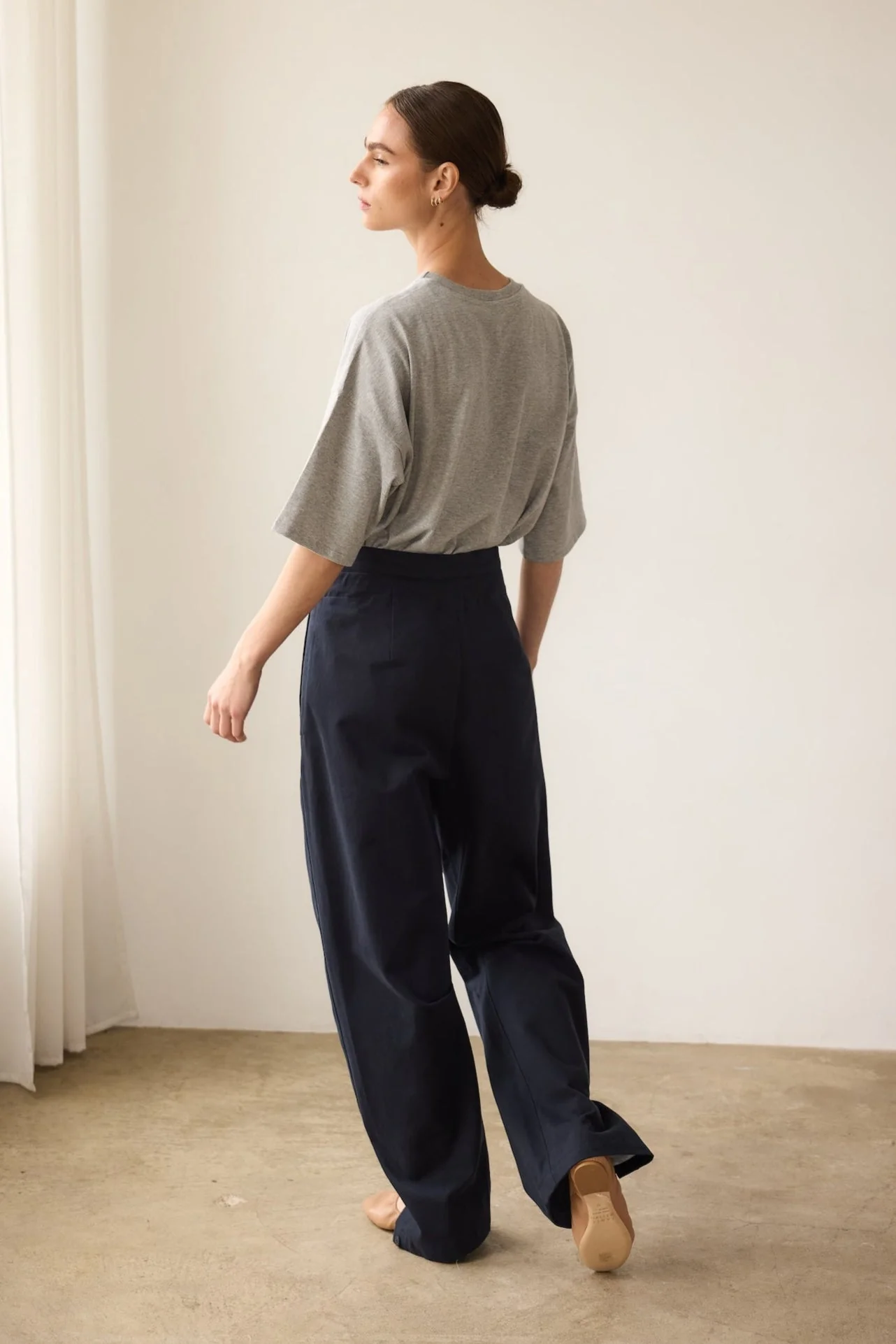 Jamie Haller - The Everything Pant in Navy - Image 22