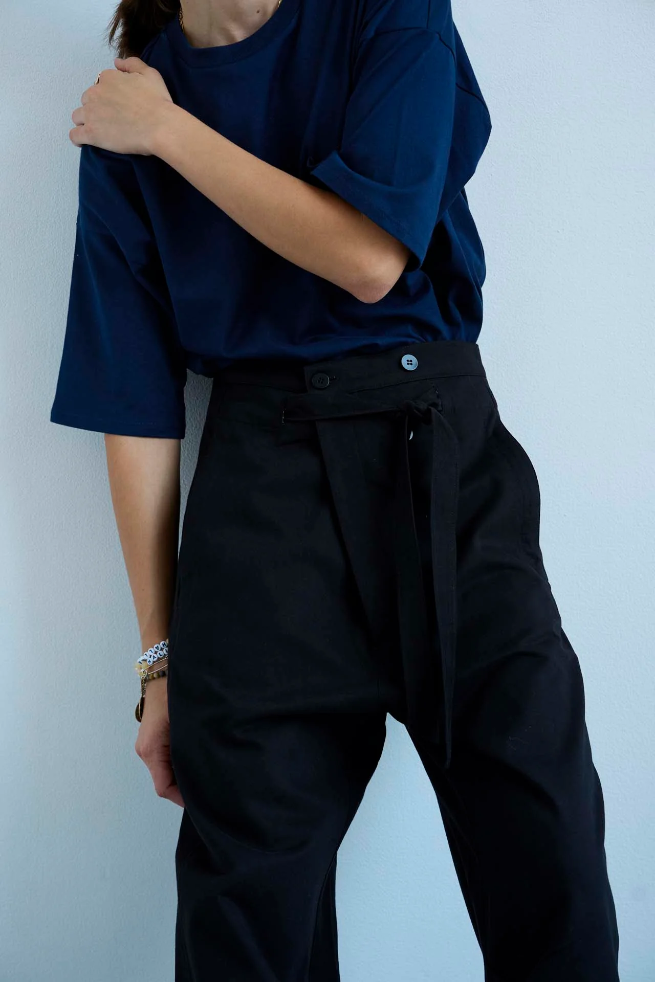 Jamie Haller - The Everything Pant in Navy - Image 3