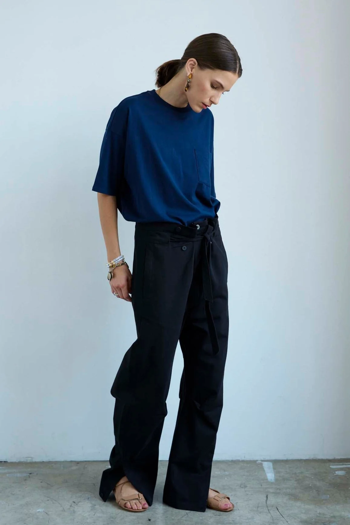 Jamie Haller - The Everything Pant in Navy - Image 4