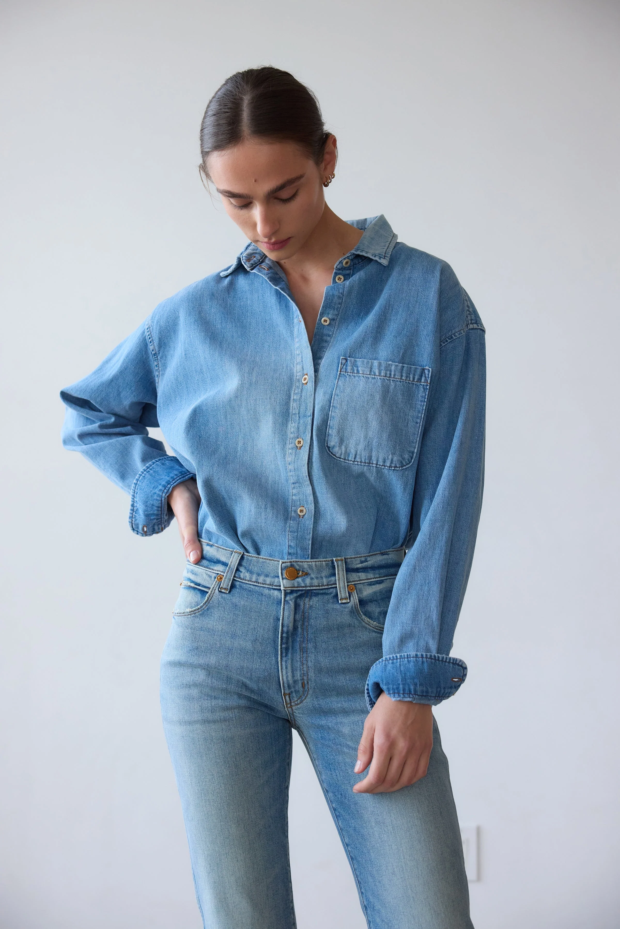 Jamie Haller - The Freddie Jean in Worn Indigo - Image 3