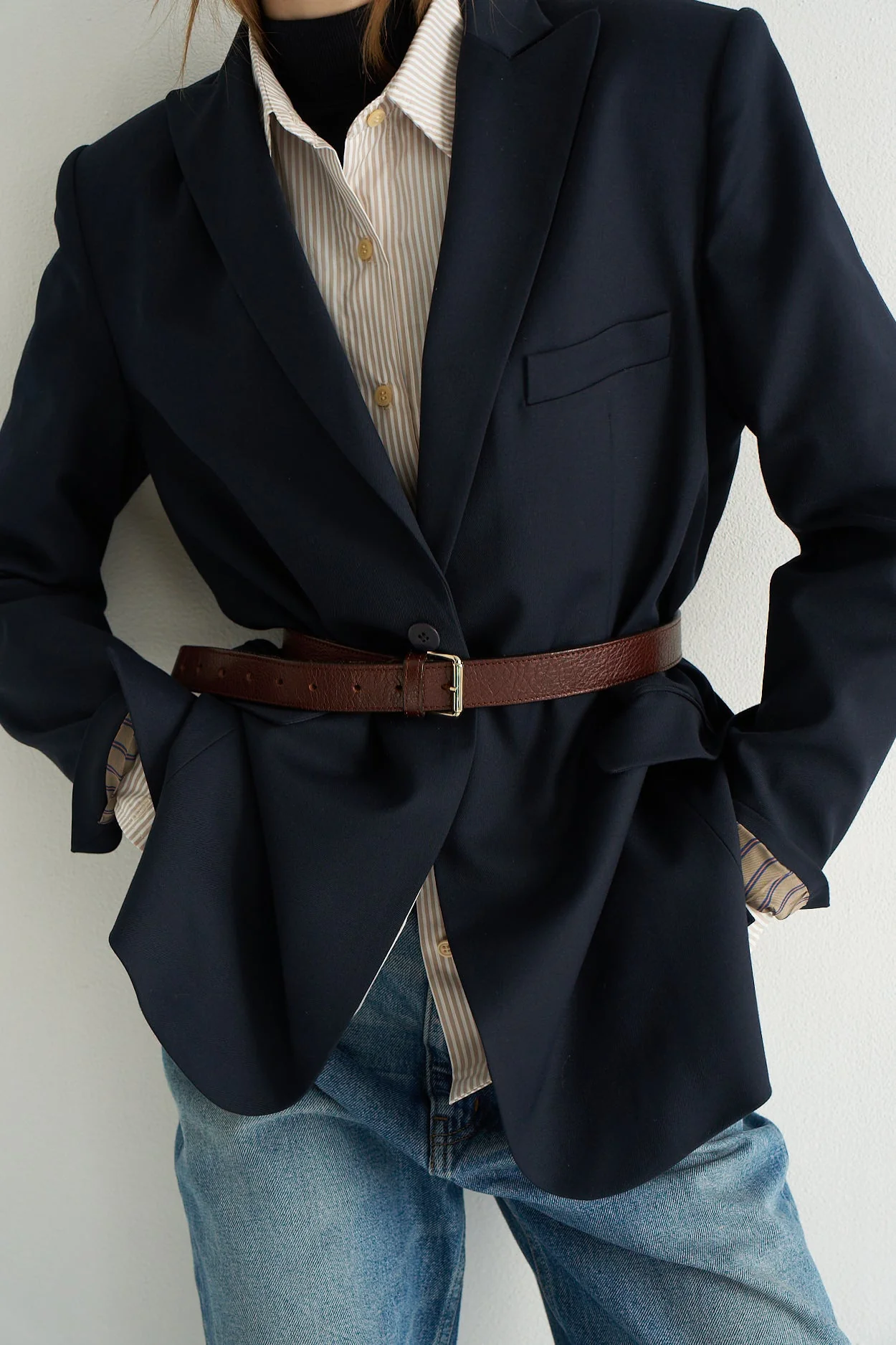 Jamie Haller - The Julius Blazer in Dark Navy - Image 11