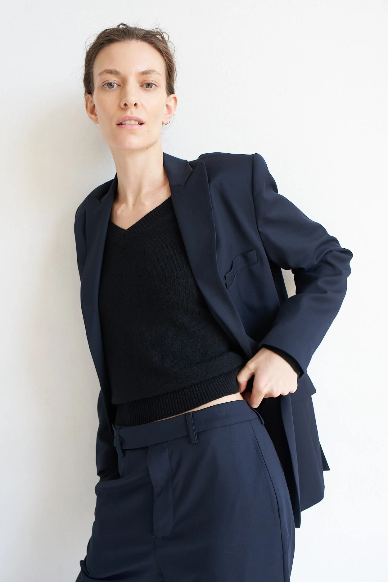 Jamie Haller - The Julius Blazer in Dark Navy - Image 18