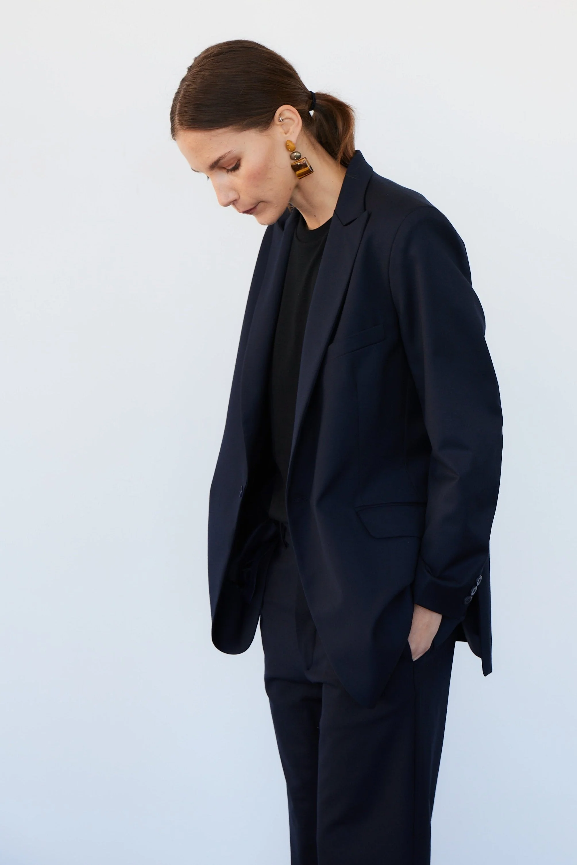 Jamie Haller - The Julius Blazer in Dark Navy - Image 5