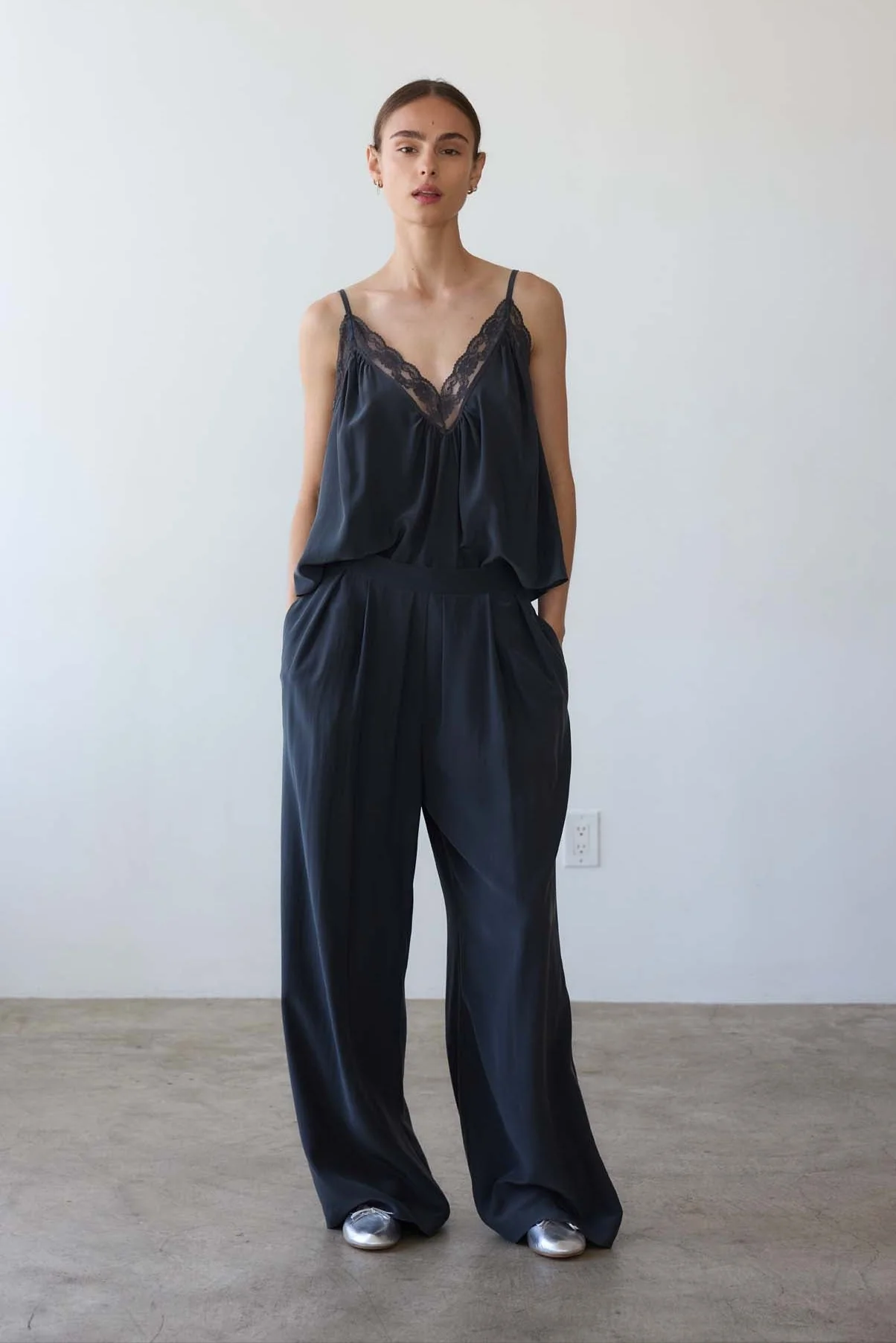 Jamie Haller - The Lounge Pant in Black - Image 4