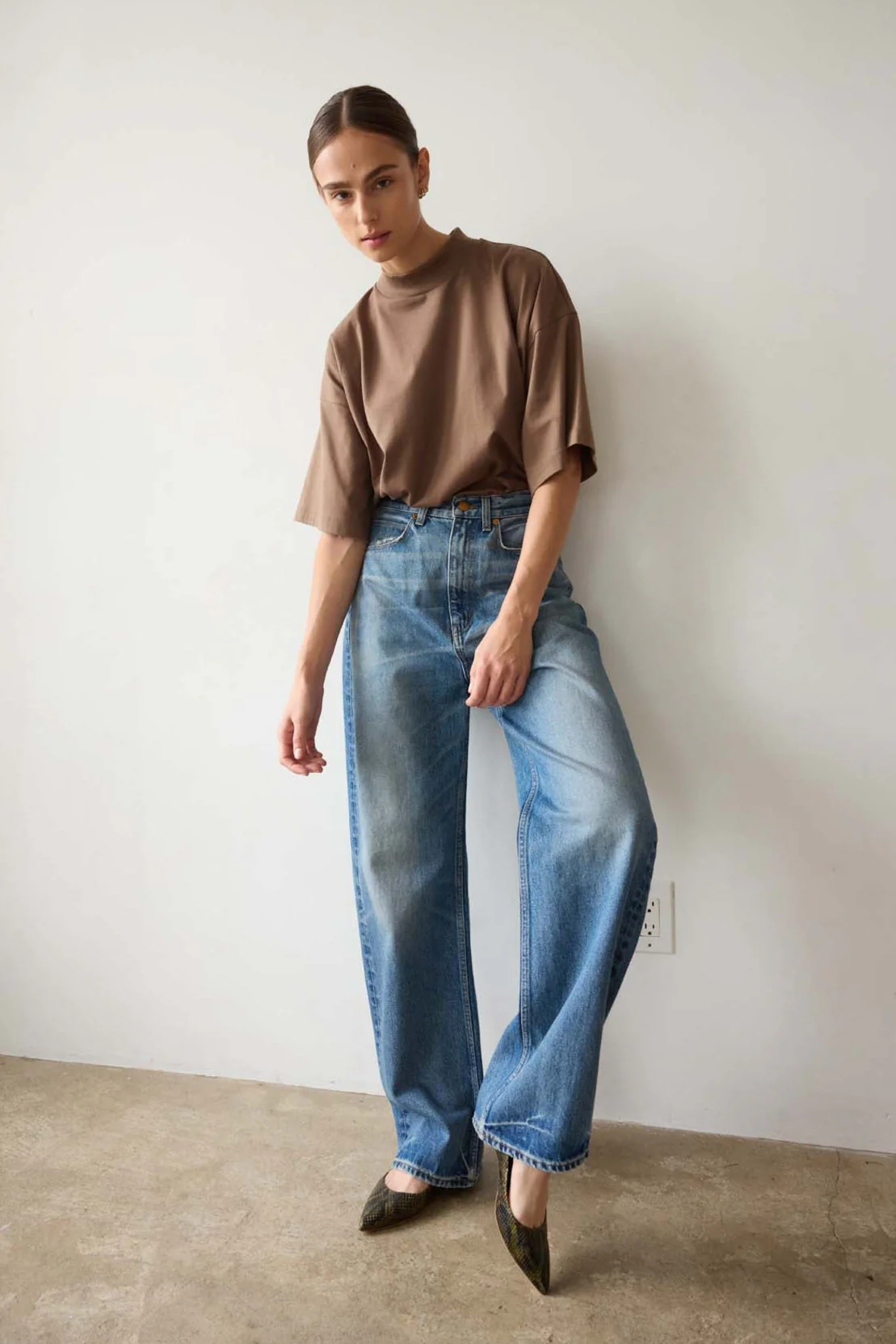Jamie Haller - The Pitch Tee in Taupe - Image 4