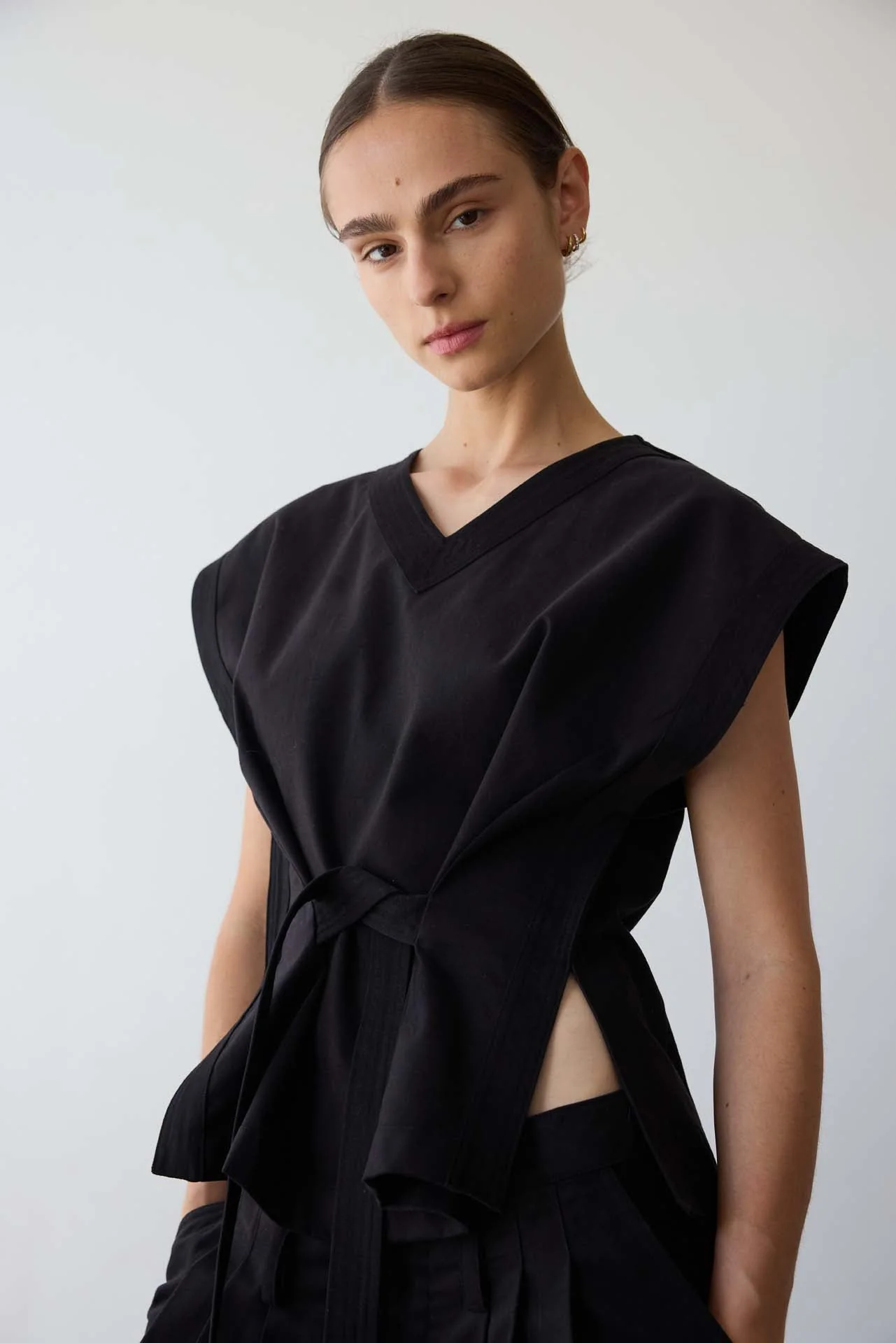 Jamie Haller - The Smock in Black - Image 7