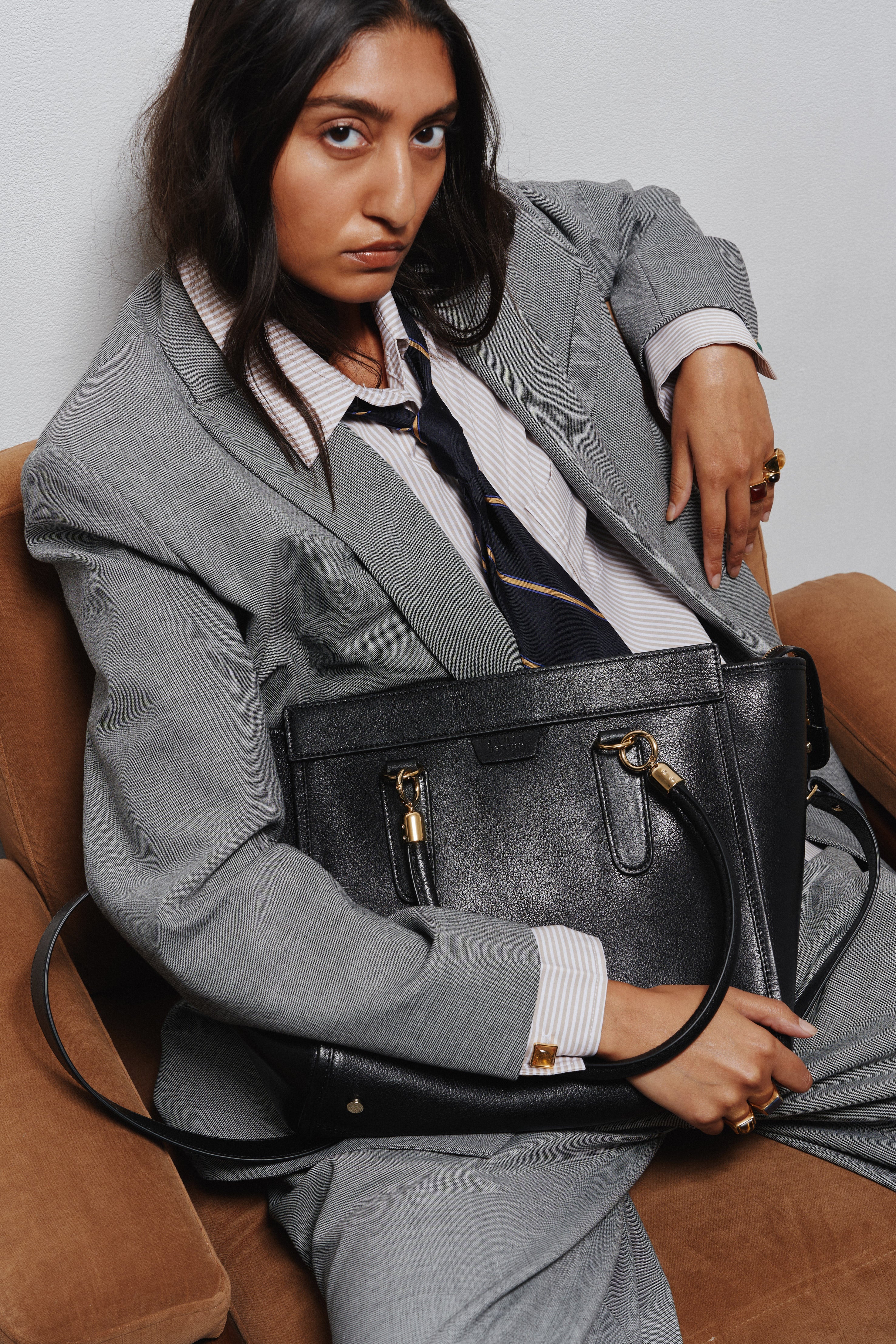 Jamie Haller - The Ring Tote in Black - Image 12