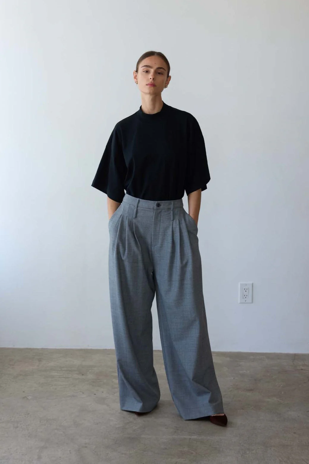 Jamie Haller - The Triple Pleat Trouser in Pepper - Image 3
