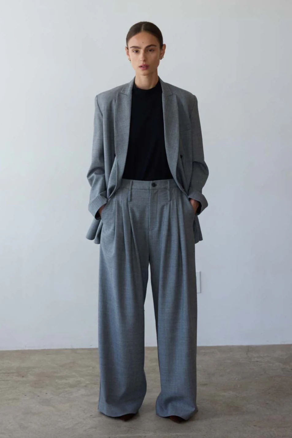 Jamie Haller - The Triple Pleat Trouser in Pepper - Image 8