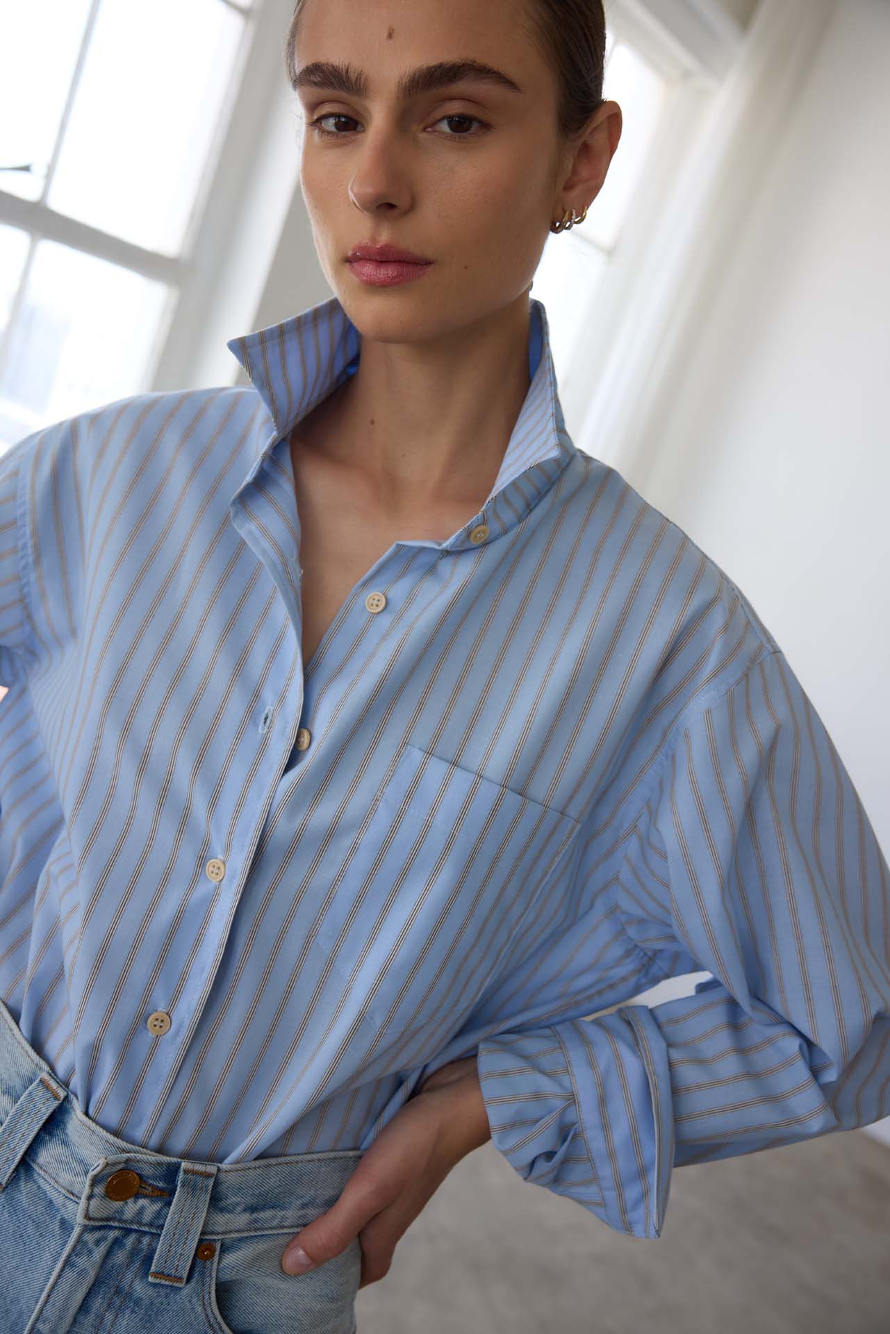Jamie Haller - The Weekend Shirt in Baby Blue Stripe - Image 2