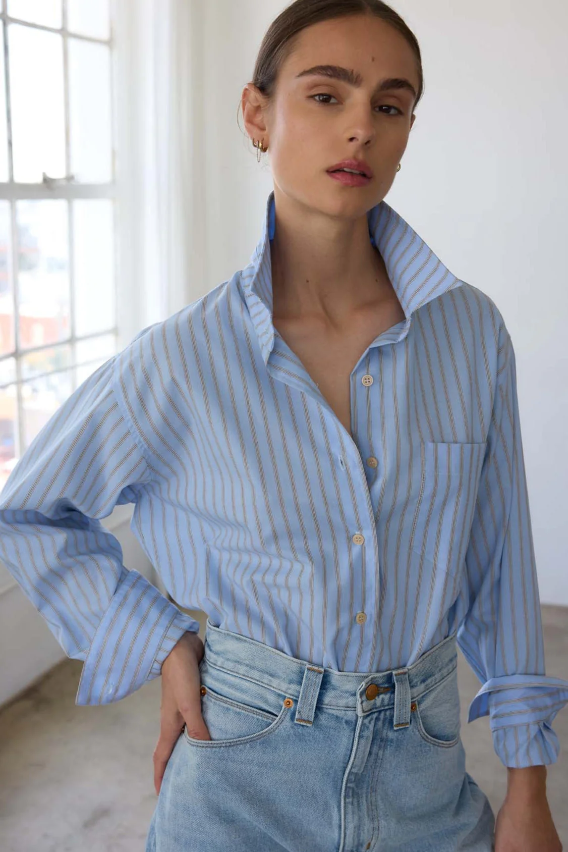 Jamie Haller - The Weekend Shirt in Baby Blue Stripe - Image 4