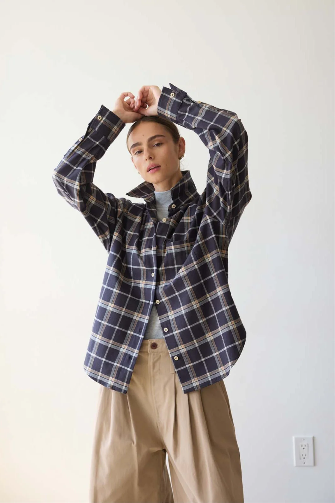 Jamie Haller - The Weekend Shirt in Charcoal Plaid - Image 4