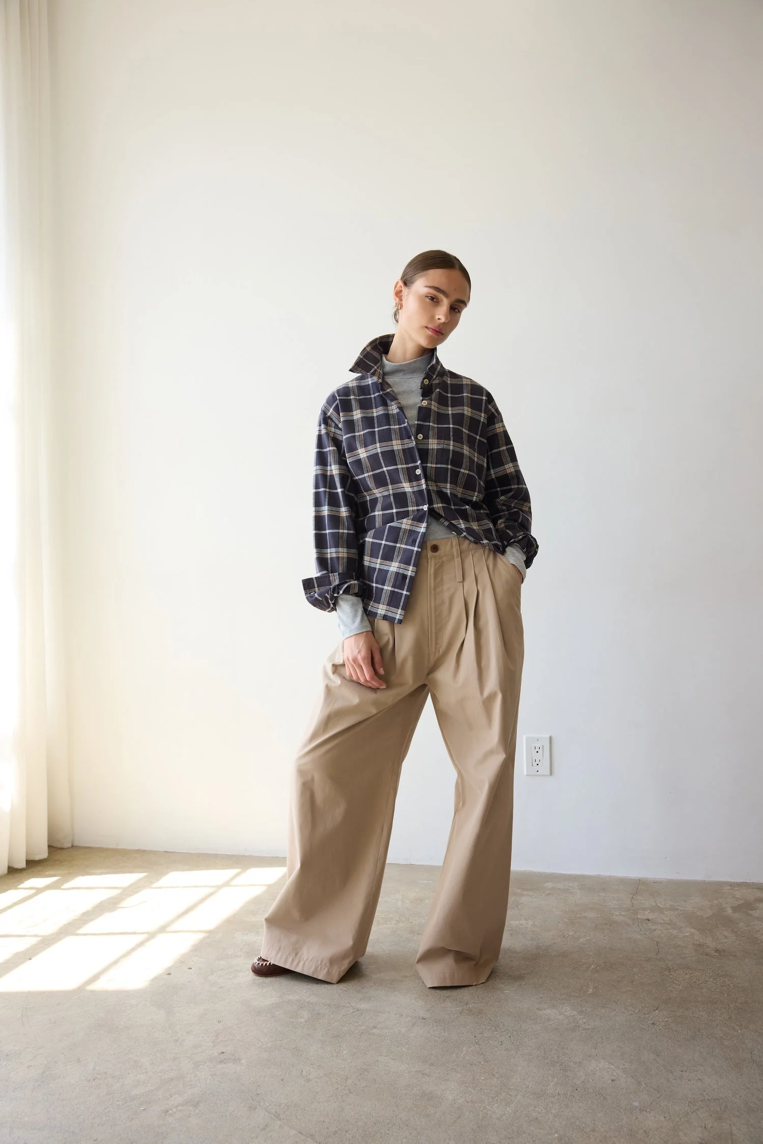 Jamie Haller - The Weekend Shirt in Charcoal Plaid - Image 5