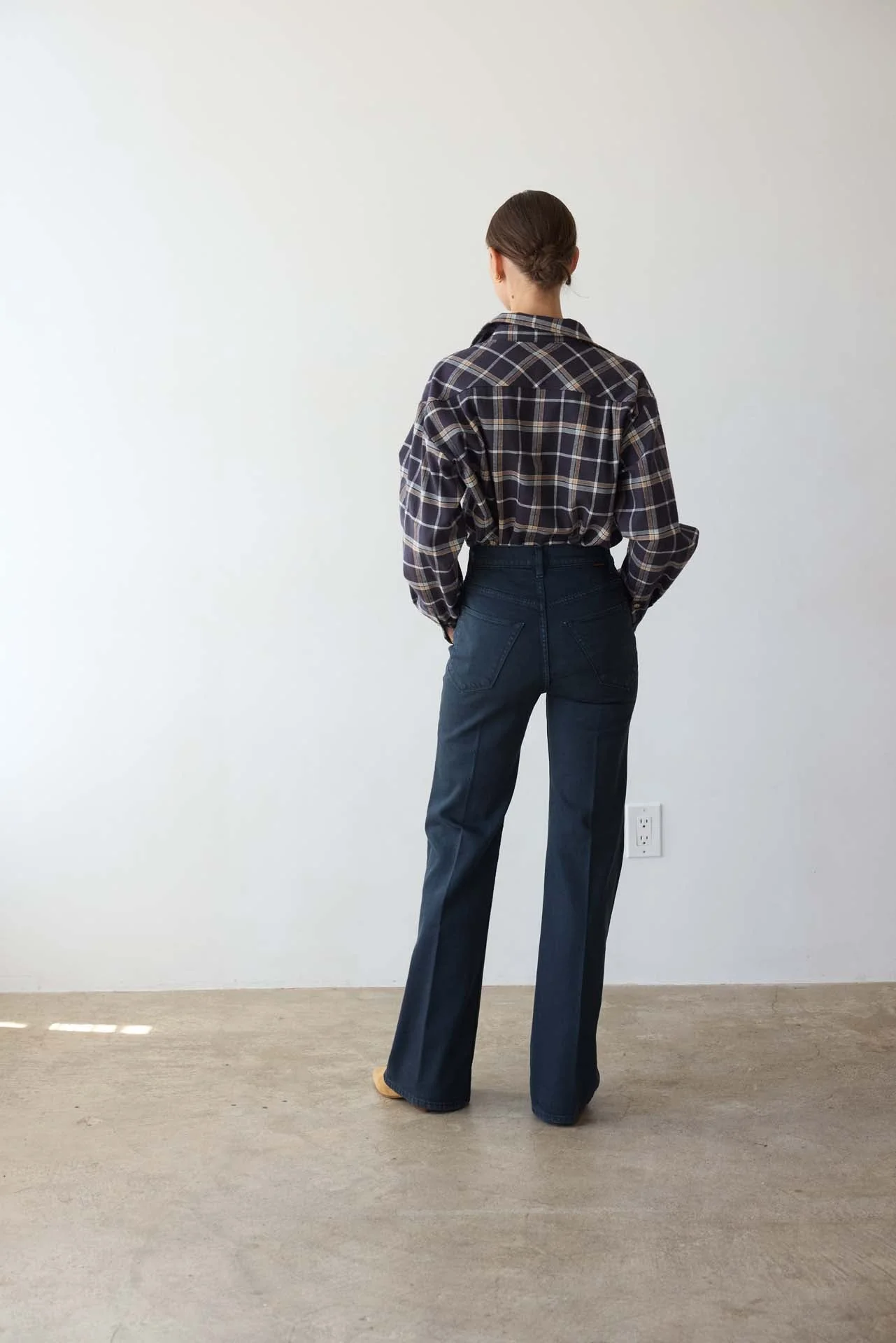 Jamie Haller - The Weekend Shirt in Charcoal Plaid - Image 6