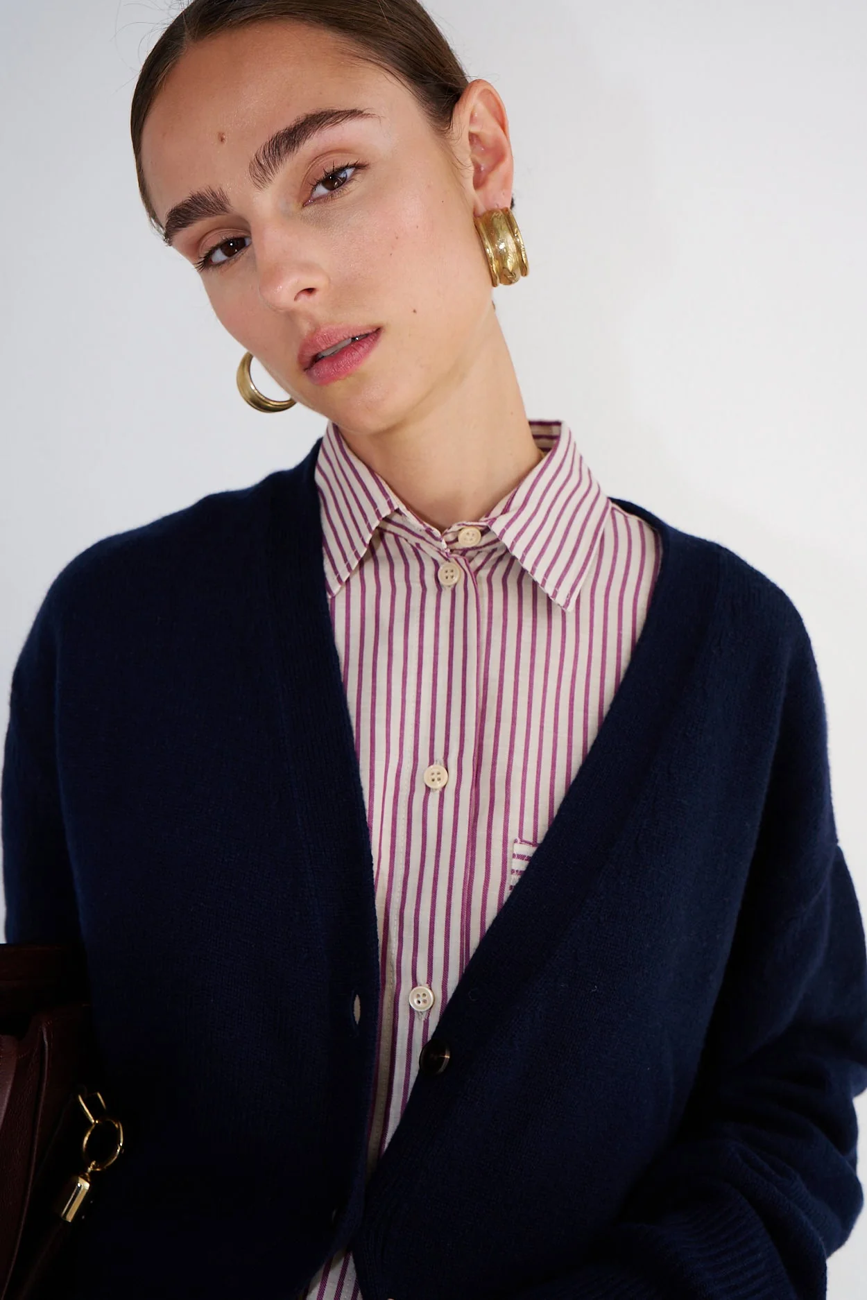 Jamie Haller - The Welt Pocket Cashmere Cardigan in Navy - Image 13