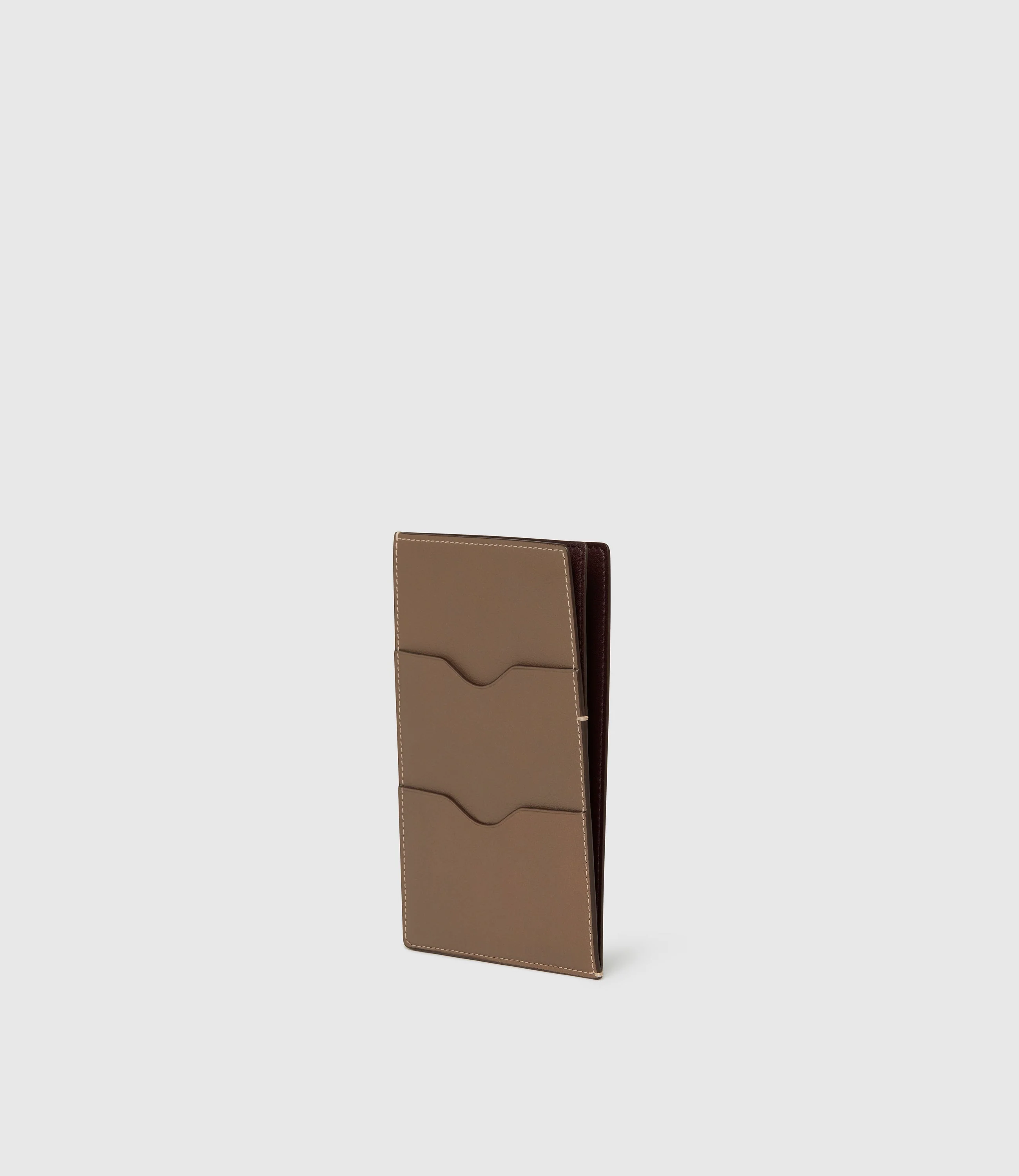 Metier - Thin Travel Wallet Smooth Calfskin Taupe - Image 2