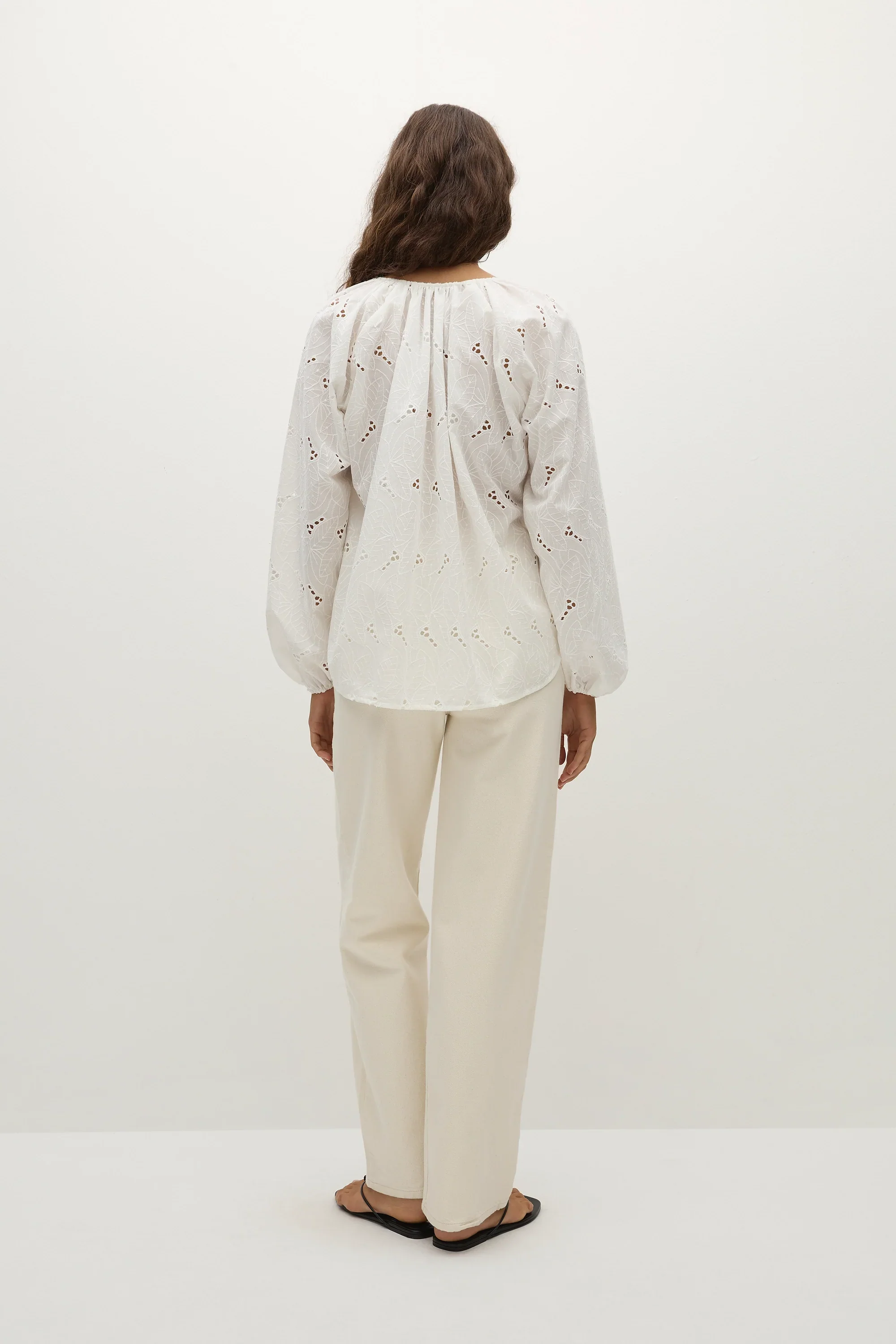 Faithfull - Thora Blouse Birgitta Broderie Anglaise White - Final Sale - Image 4