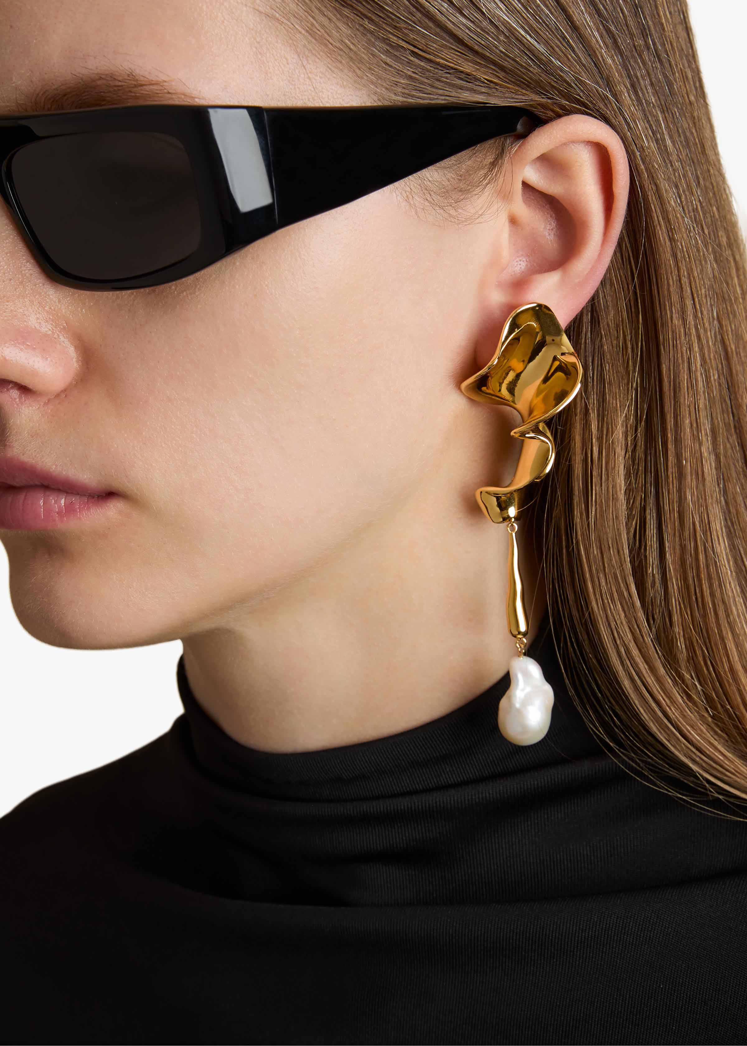 Khaite - Tidal Earrings with Pearl in Gold - Image 3