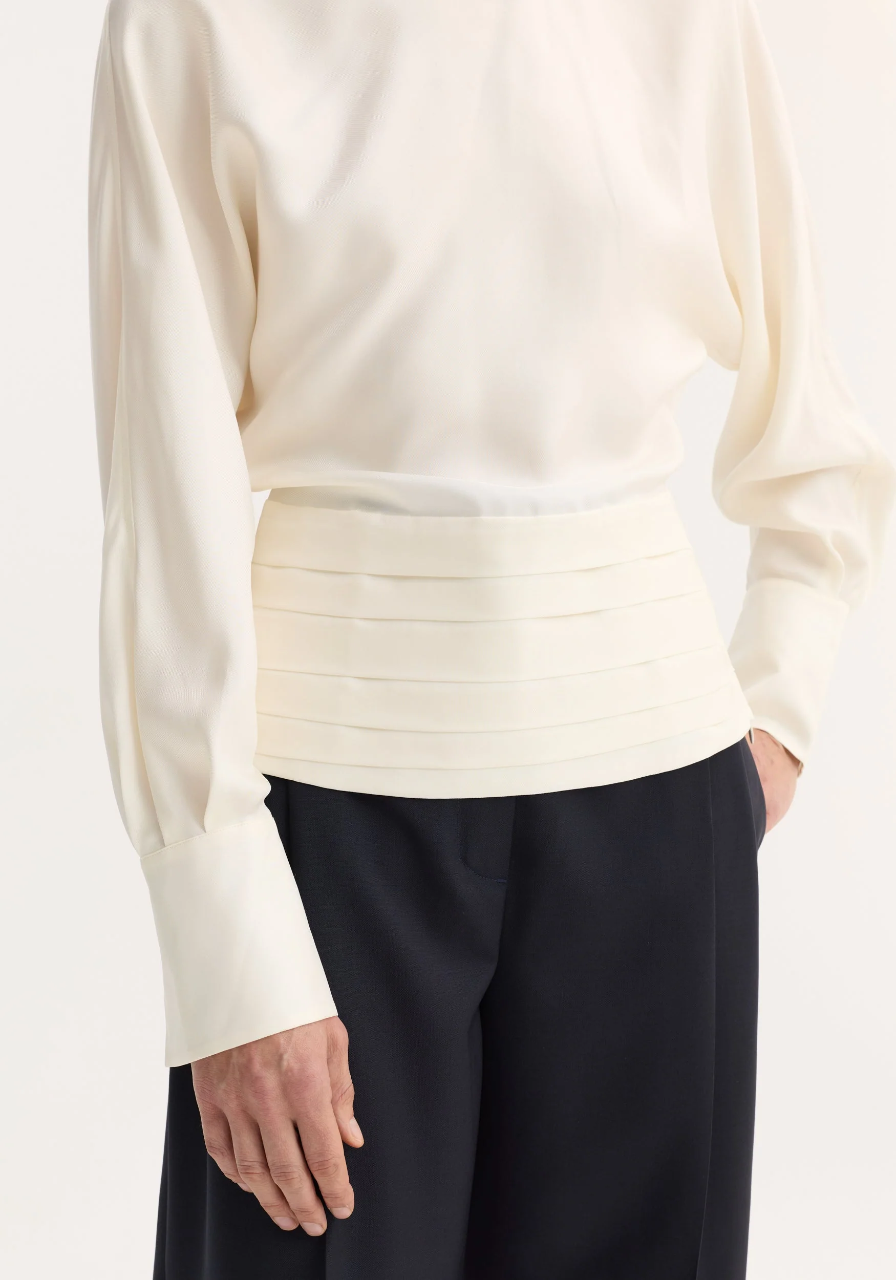 ROHE - Tuxedo silk top | cream - Image 5