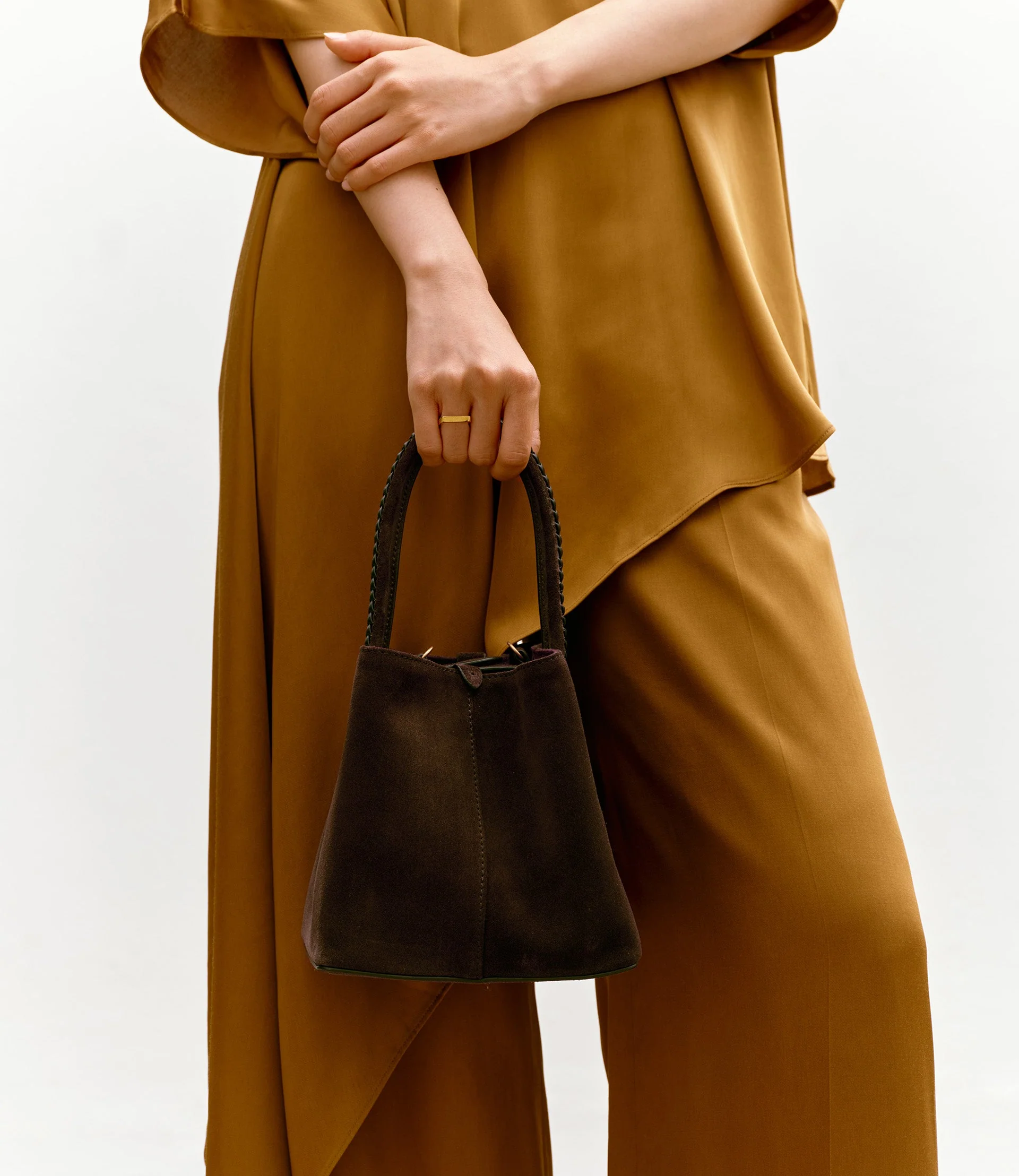 Metier - Vérité Mini Suede Chocolate - Image 2