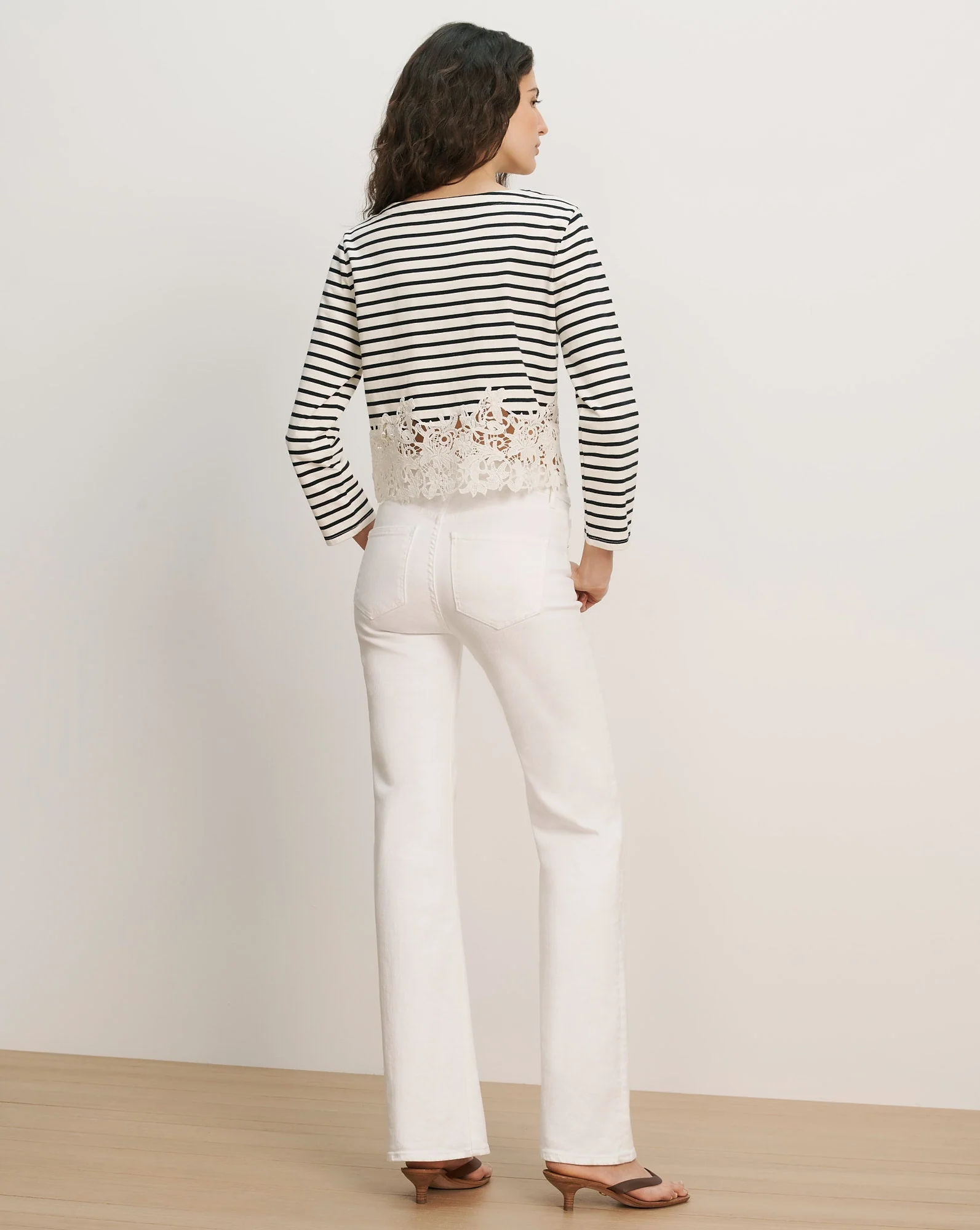 Veronica Beard - Crosbie Slim Wide - Leg Jean - Image 4
