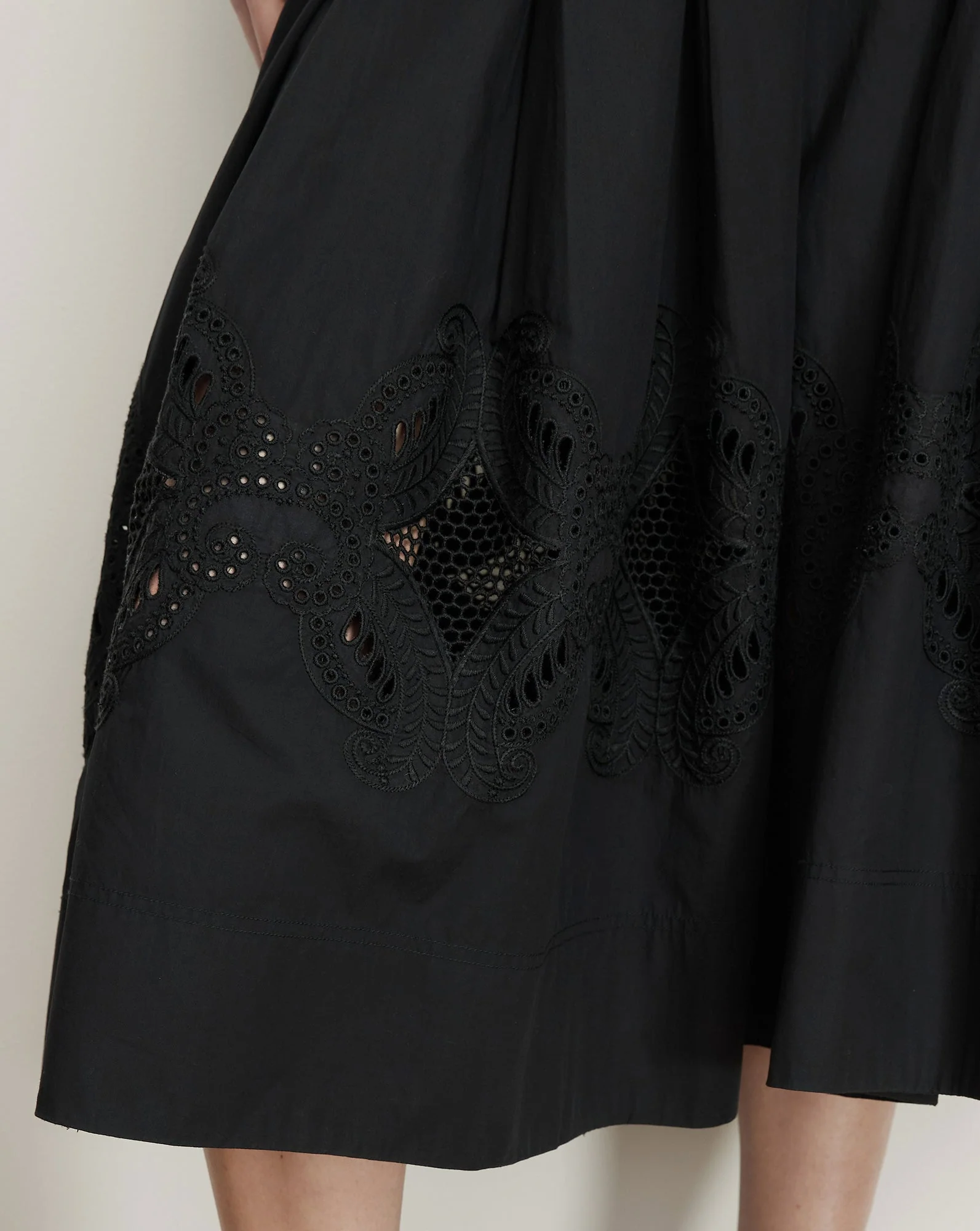 Veronica Beard - Fynnley Embroidered Midi Skirt - Image 5