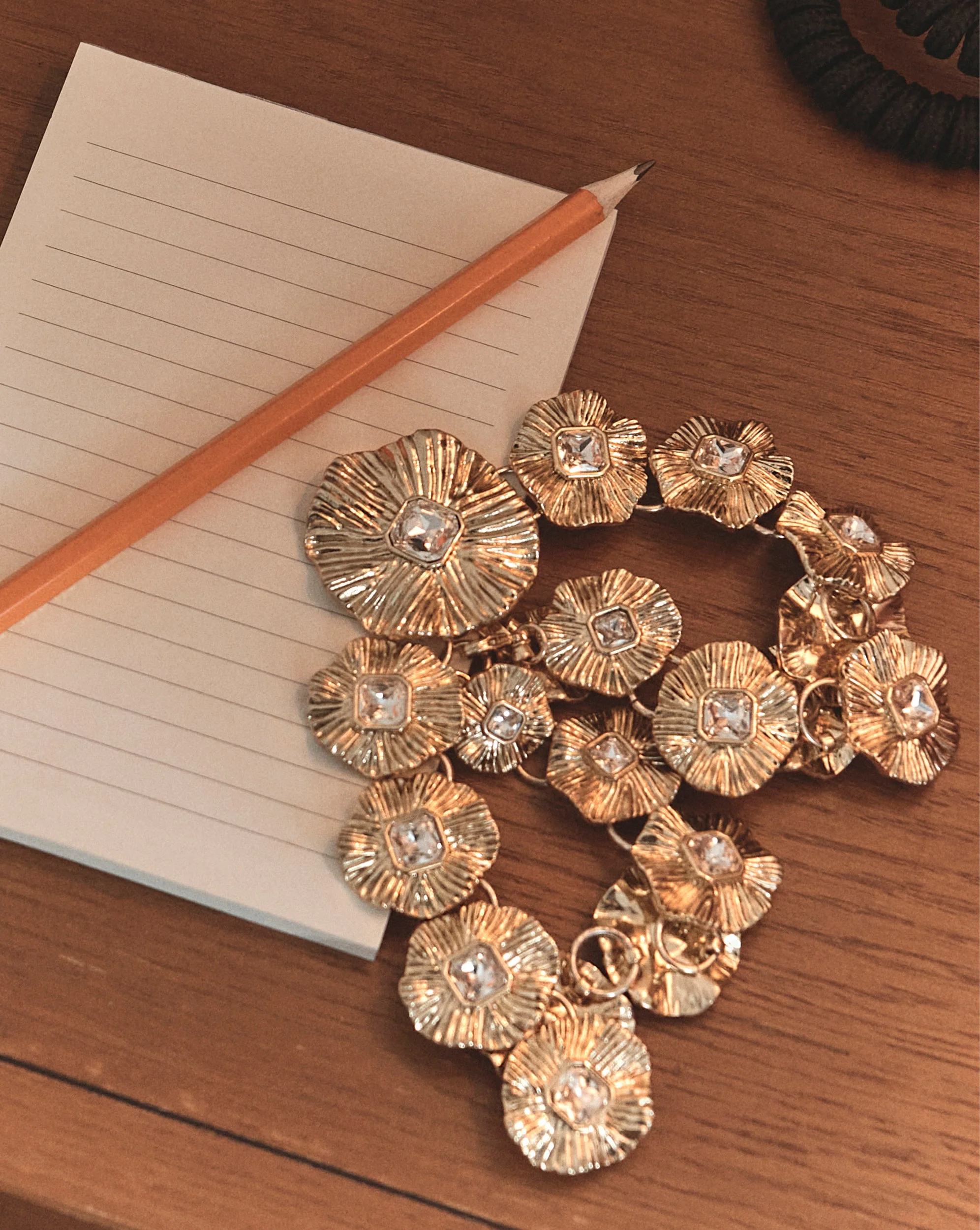 Veronica Beard - Gold Floral Statement Necklace - Image 6