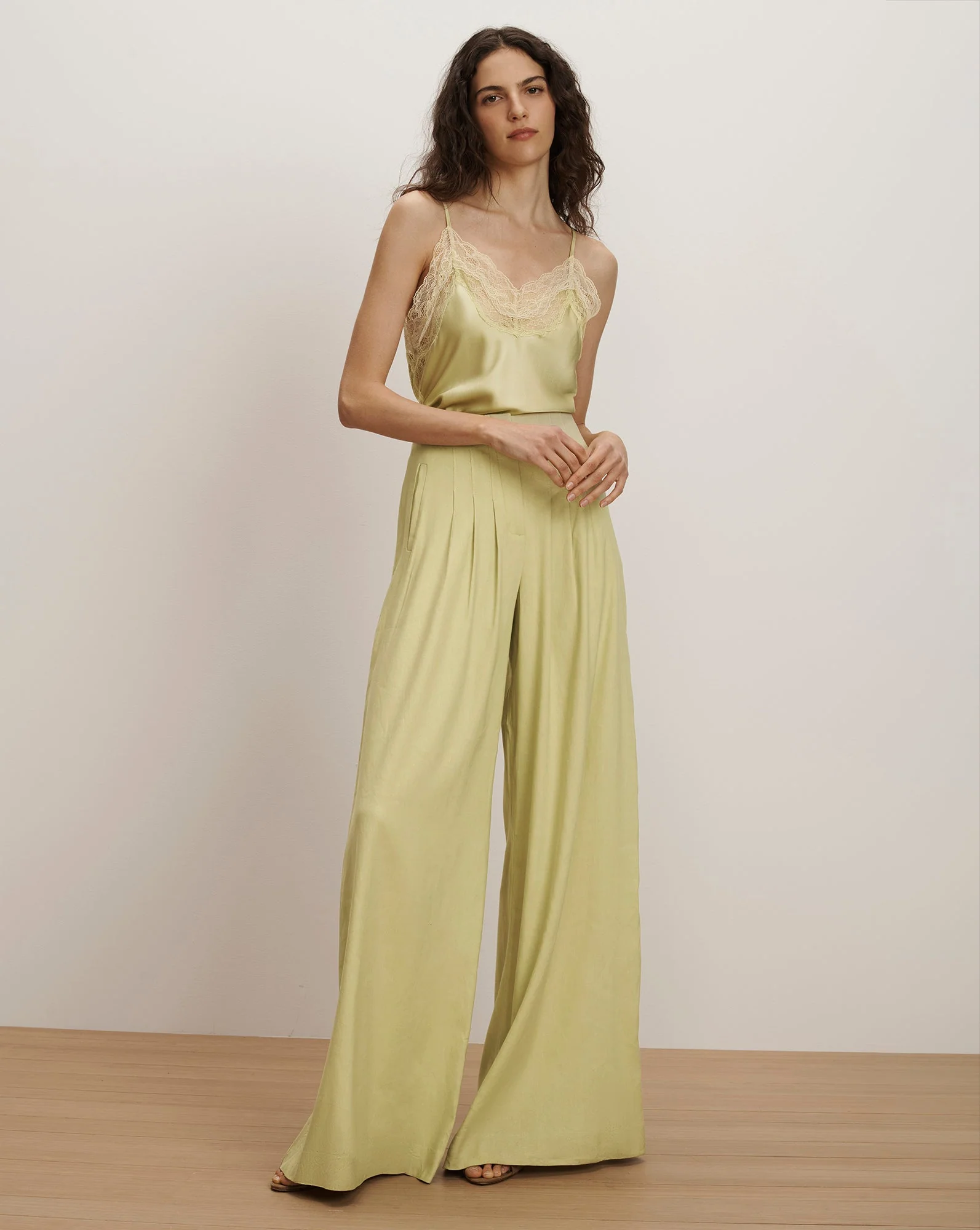 Veronica Beard - Hoyt Wide - Leg Pant