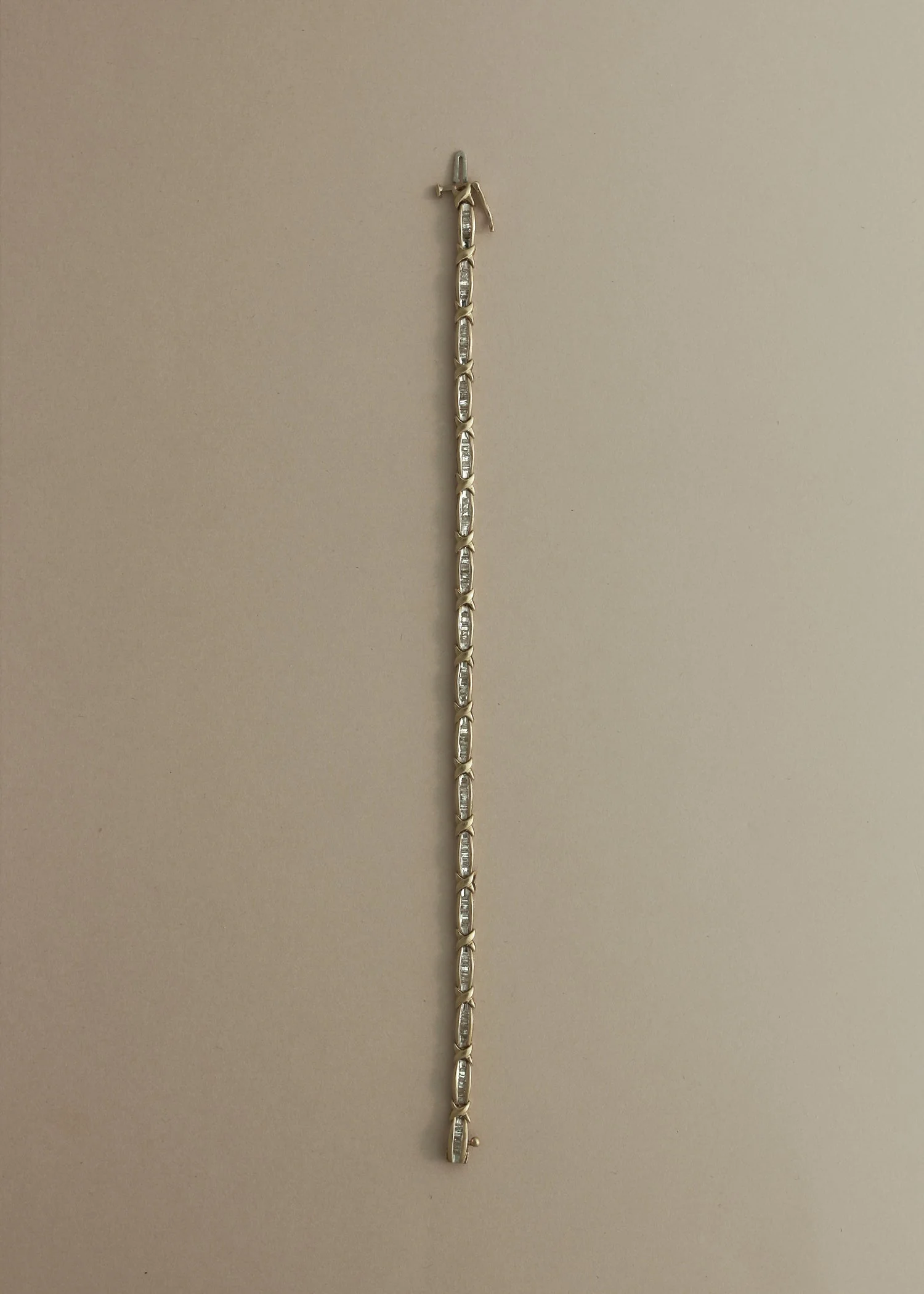 Kinn - Vintage 10K Thin Two Tone Baguette X - Link Bracelet