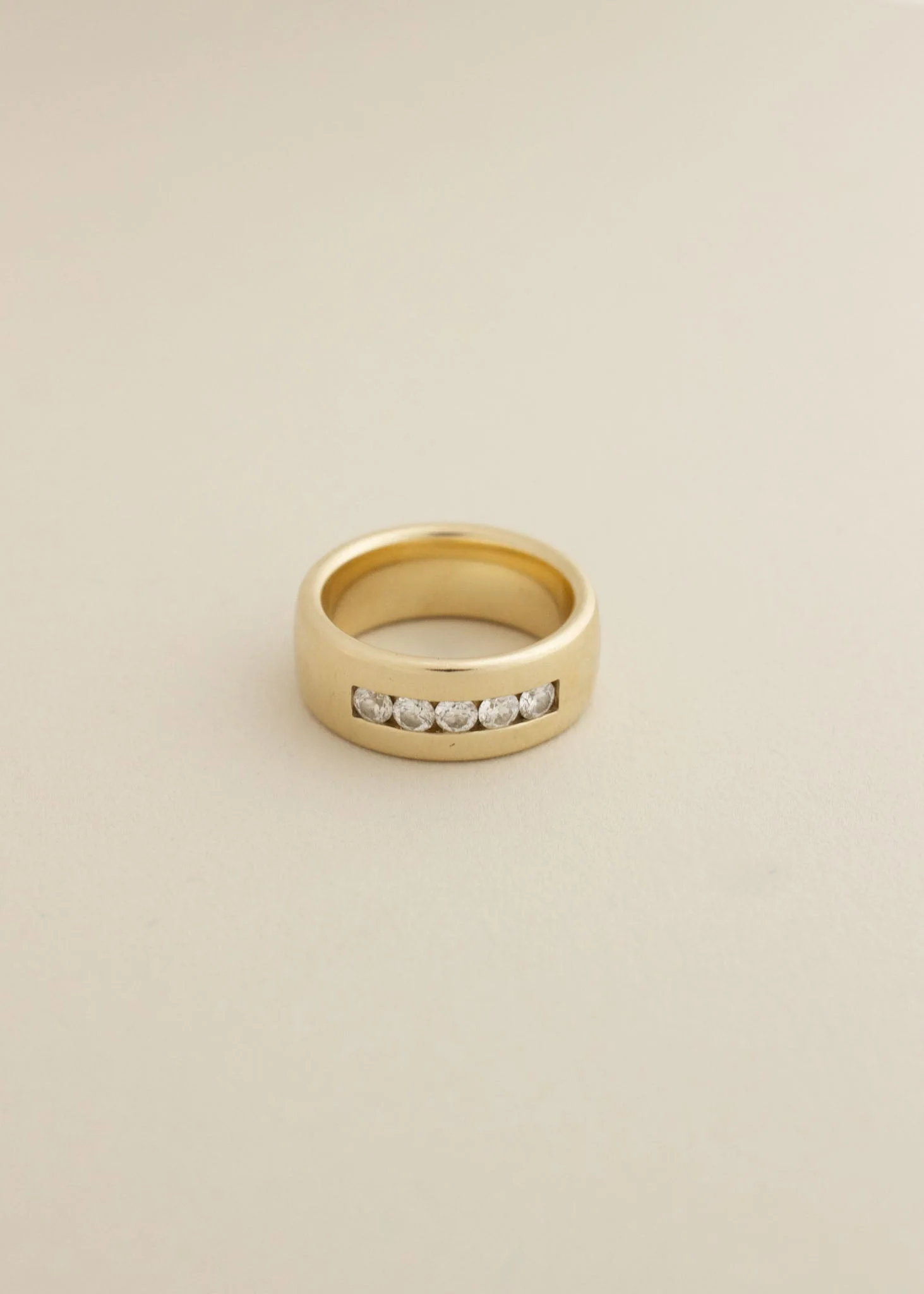 Kinn - Vintage Channel Set Diamond Cigar Band Ring