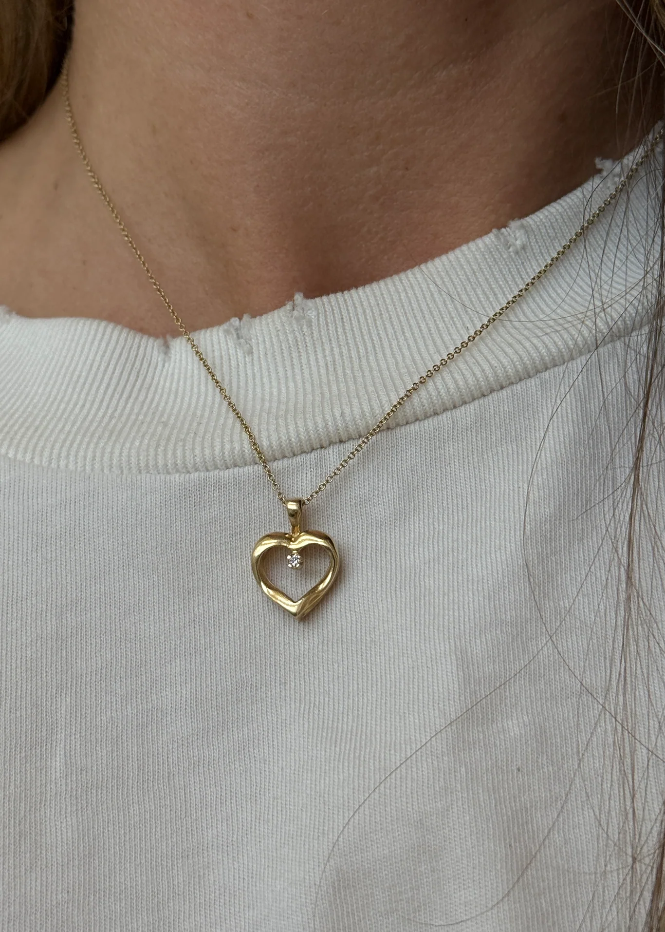 Kinn - Vintage Diamond Outline Heart Pendant - Image 6