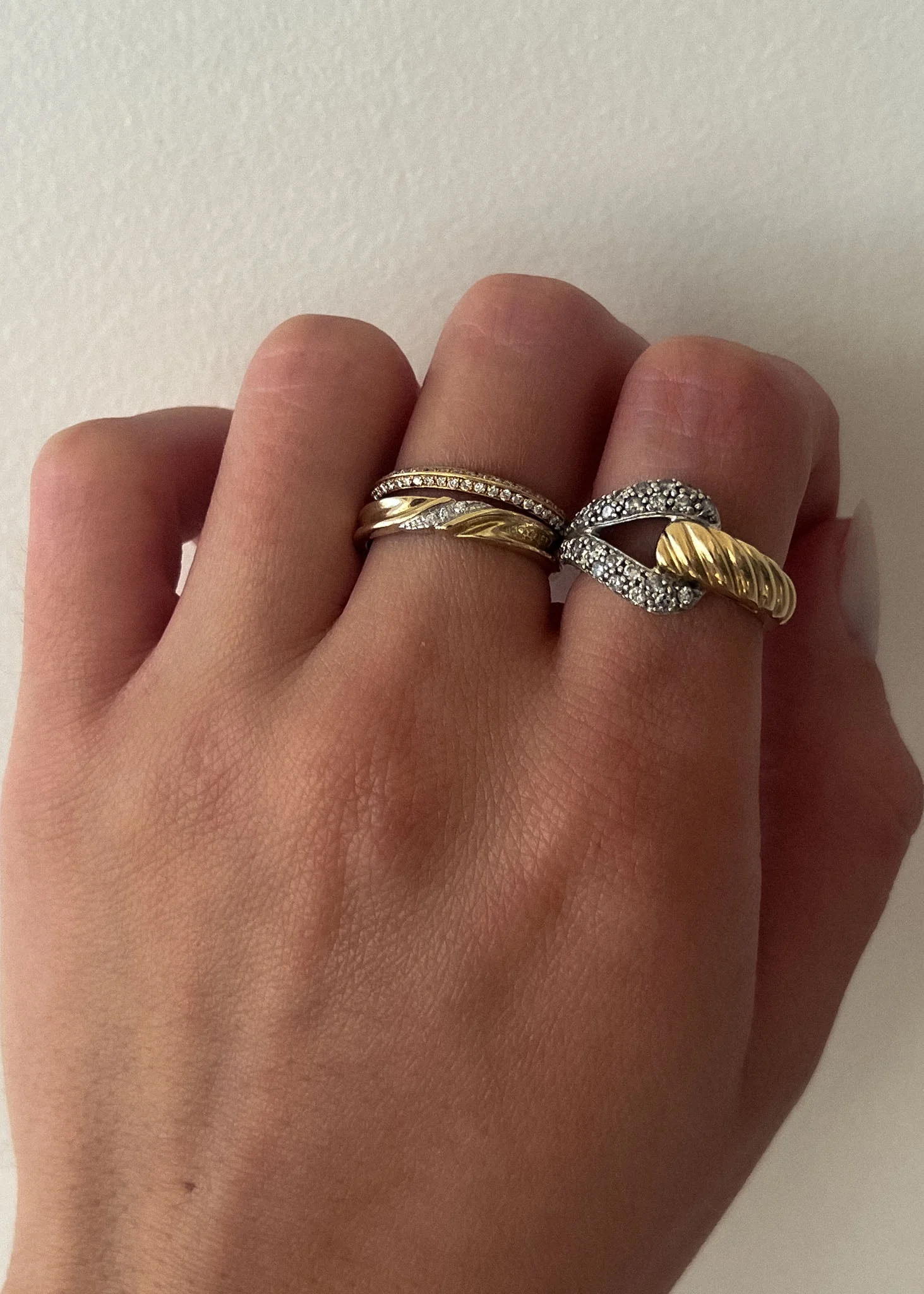 Kinn - Vintage Double Sided Half Eternity Diamond Ring - Image 2