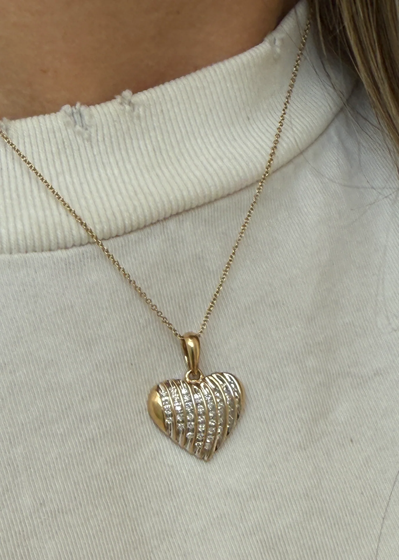 Kinn - Vintage Heart Line Diamond Pendant 10K - Image 7