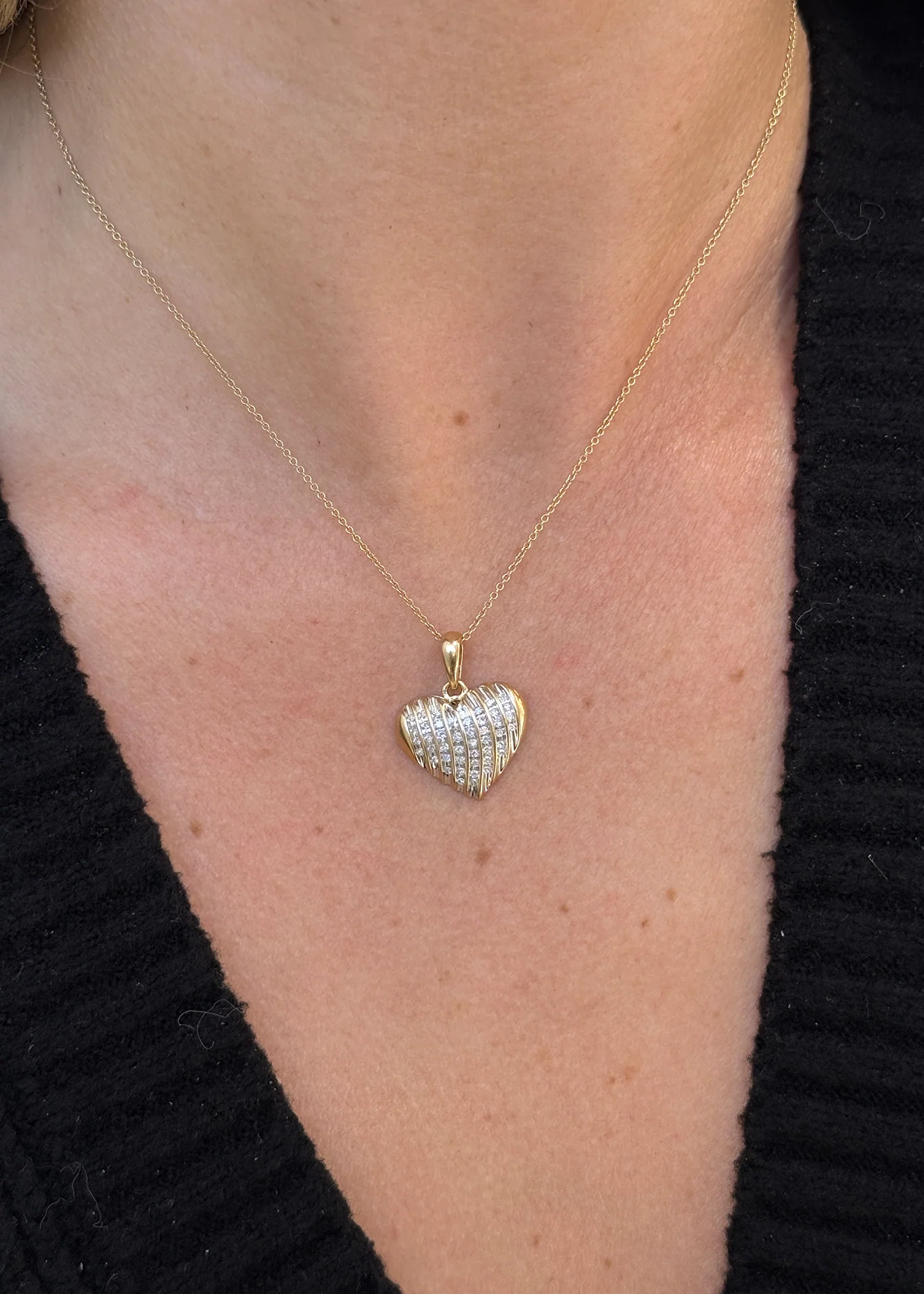 Kinn - Vintage Heart Line Diamond Pendant 10K - Image 8