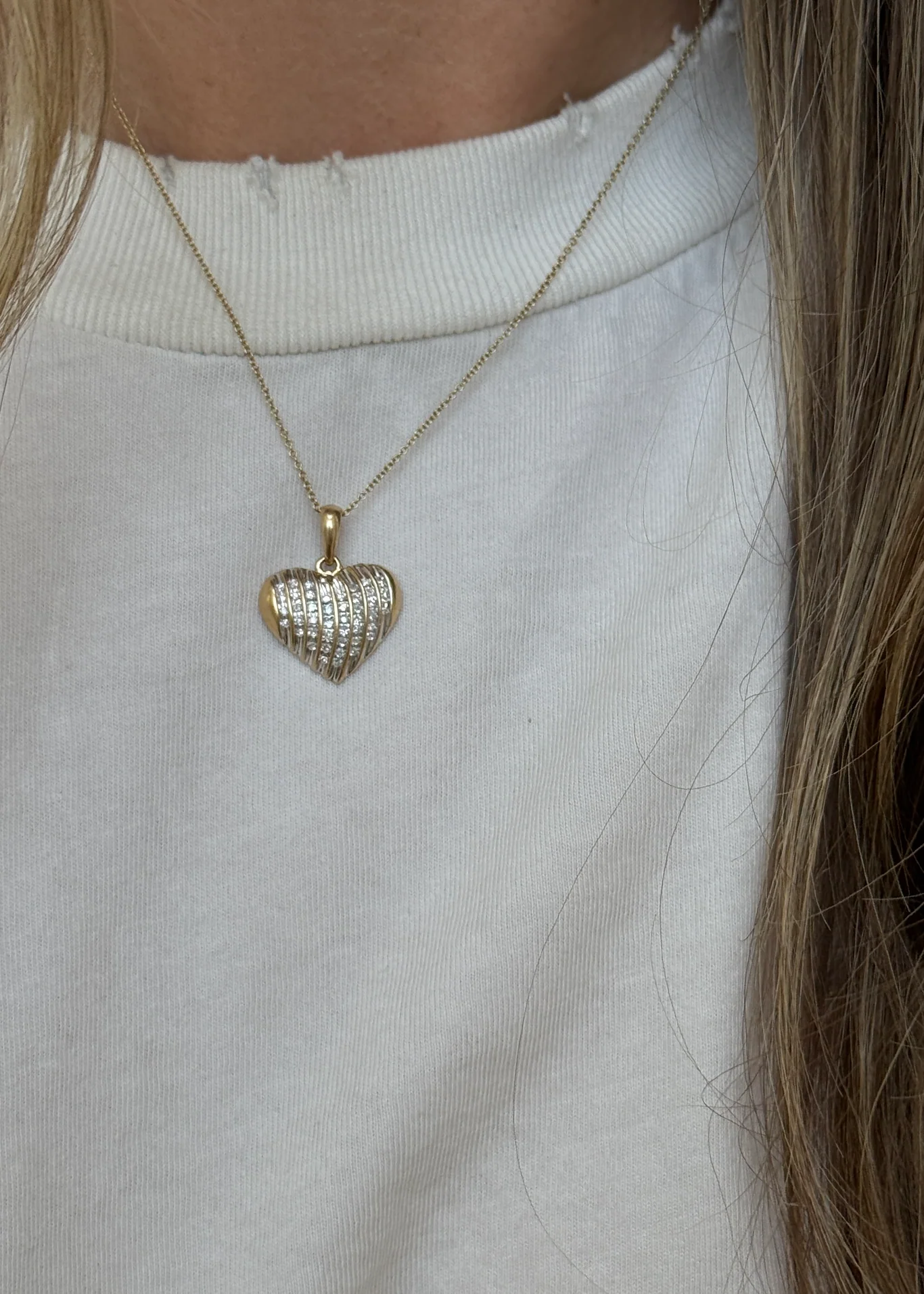 Kinn - Vintage Heart Line Diamond Pendant 10K - Image 9