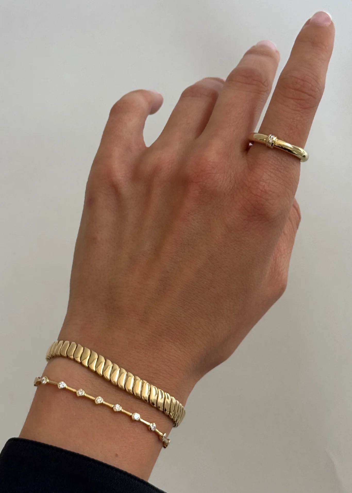 Kinn - Vintage Pavé Tube Ring - Image 6