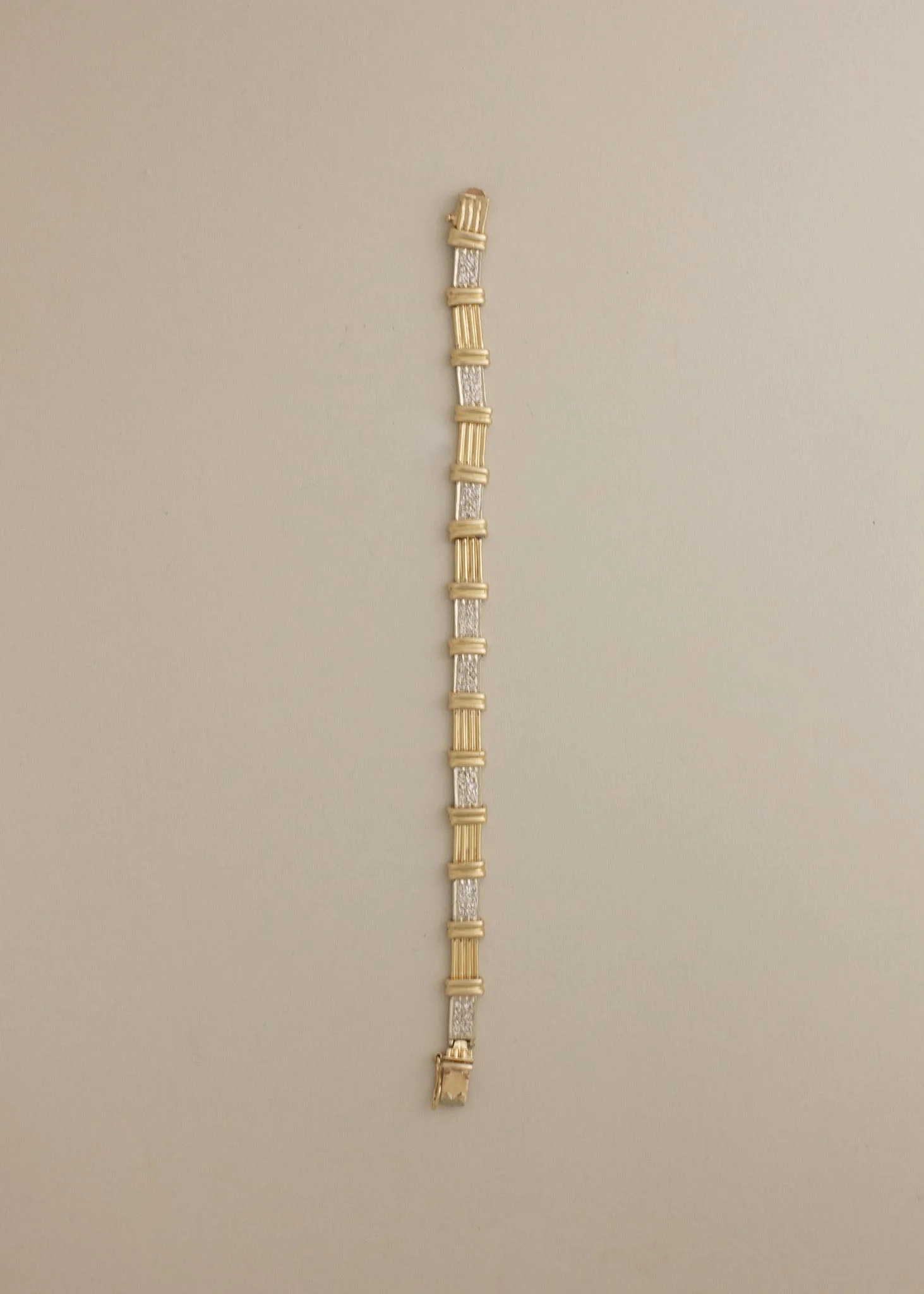 Kinn - Vintage Rectangular Tennis Bracelet - Image 3