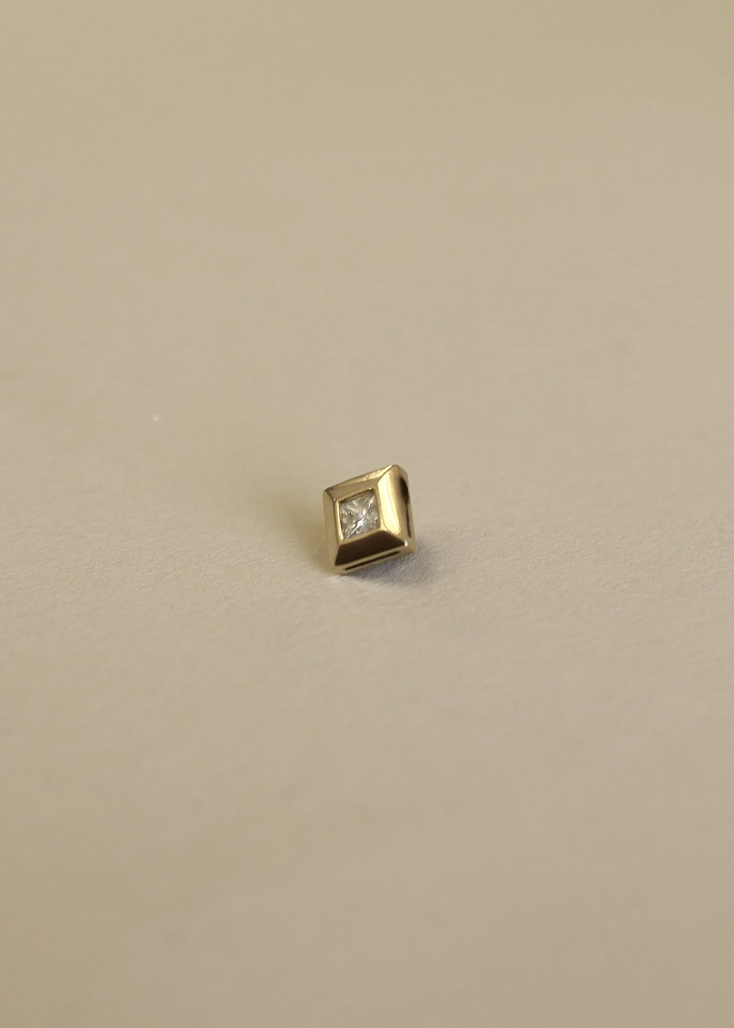 Kinn - Vintage Square Pendant 18K - Image 2