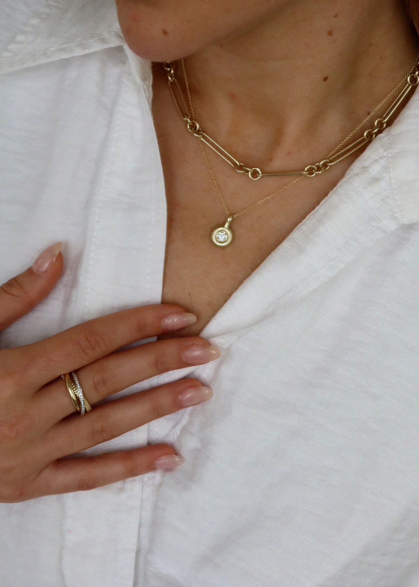 Kinn - Vivienne Trois Trinity Ring - Image 4