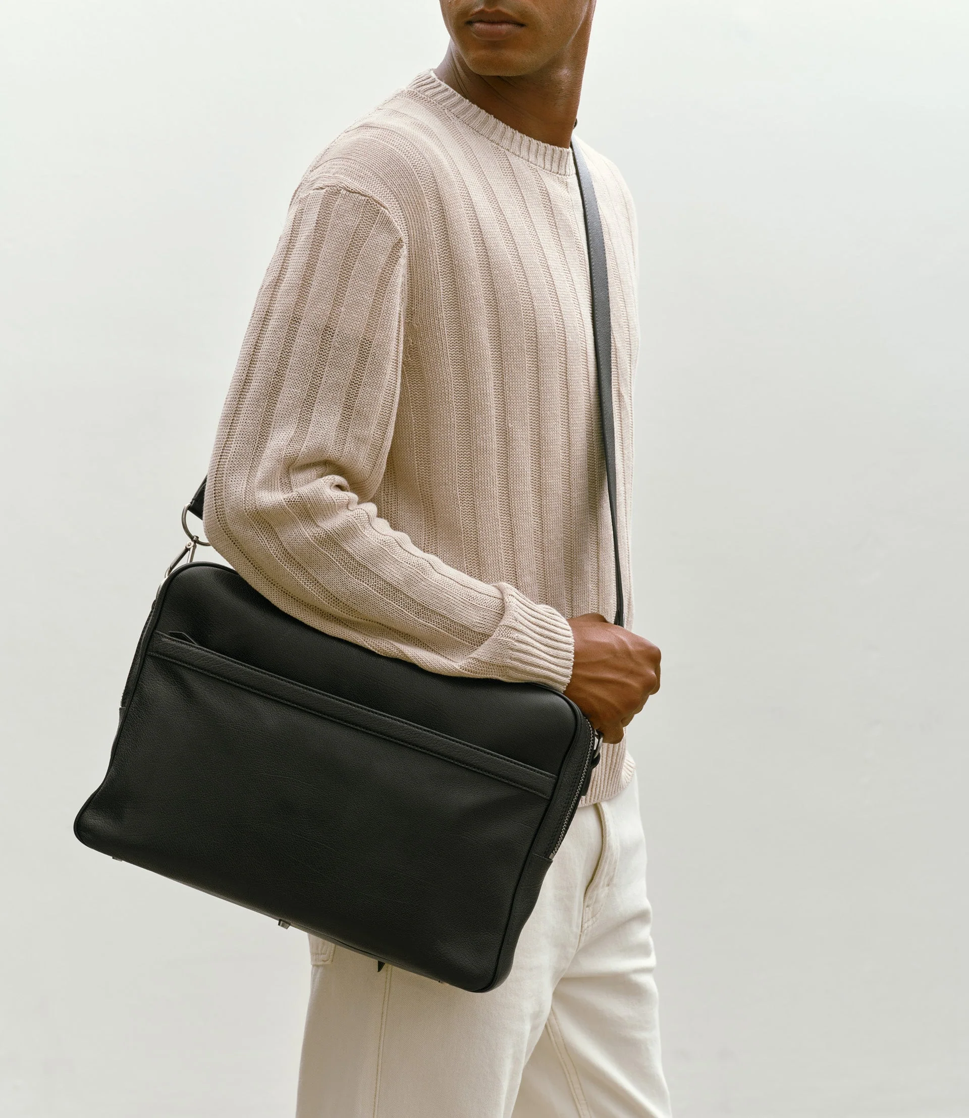Metier - Wanderer Slim Briefcase Buffalo Black - Image 2
