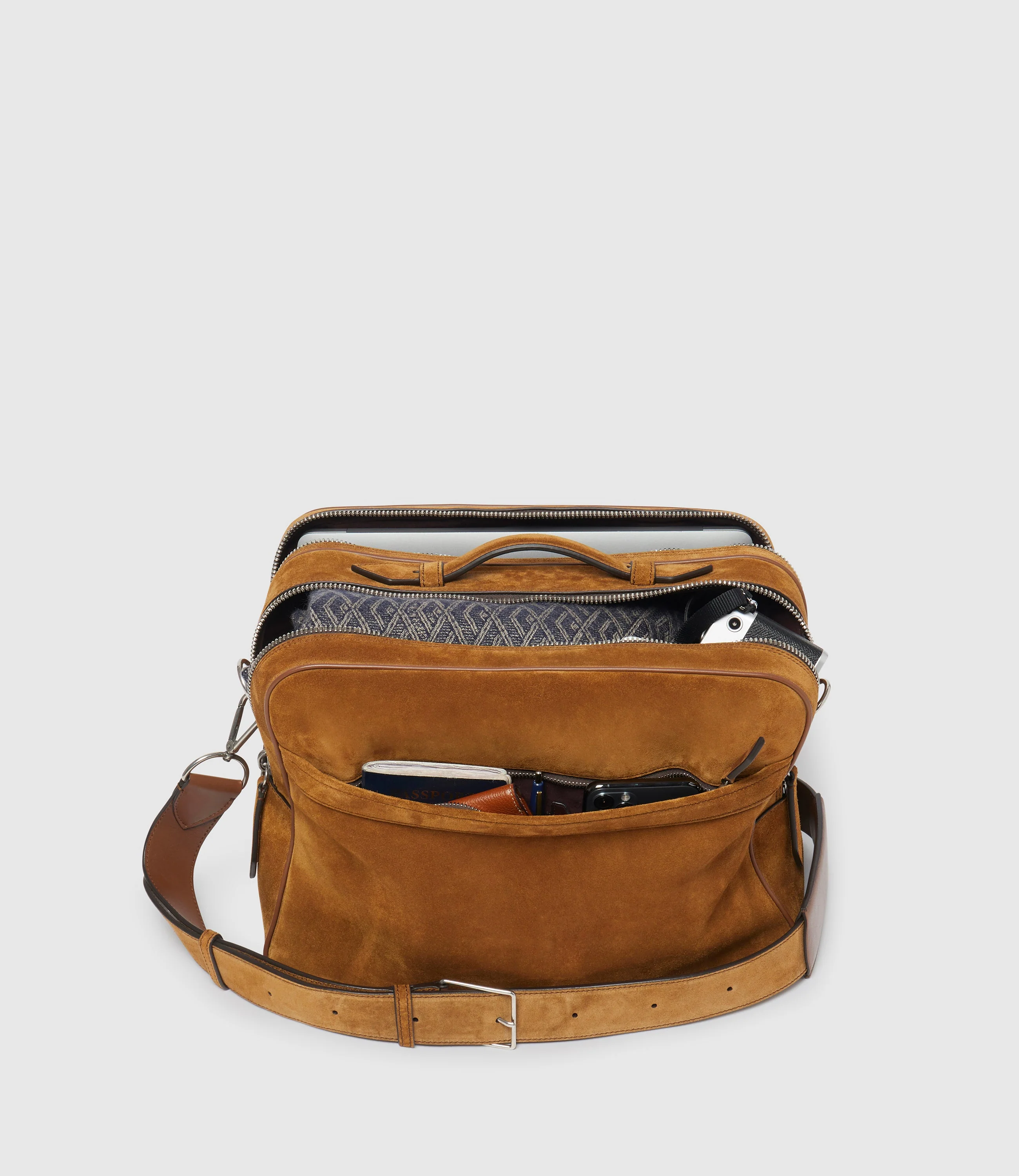 Metier - Wanderer Messenger Suede Marrakech - Image 3