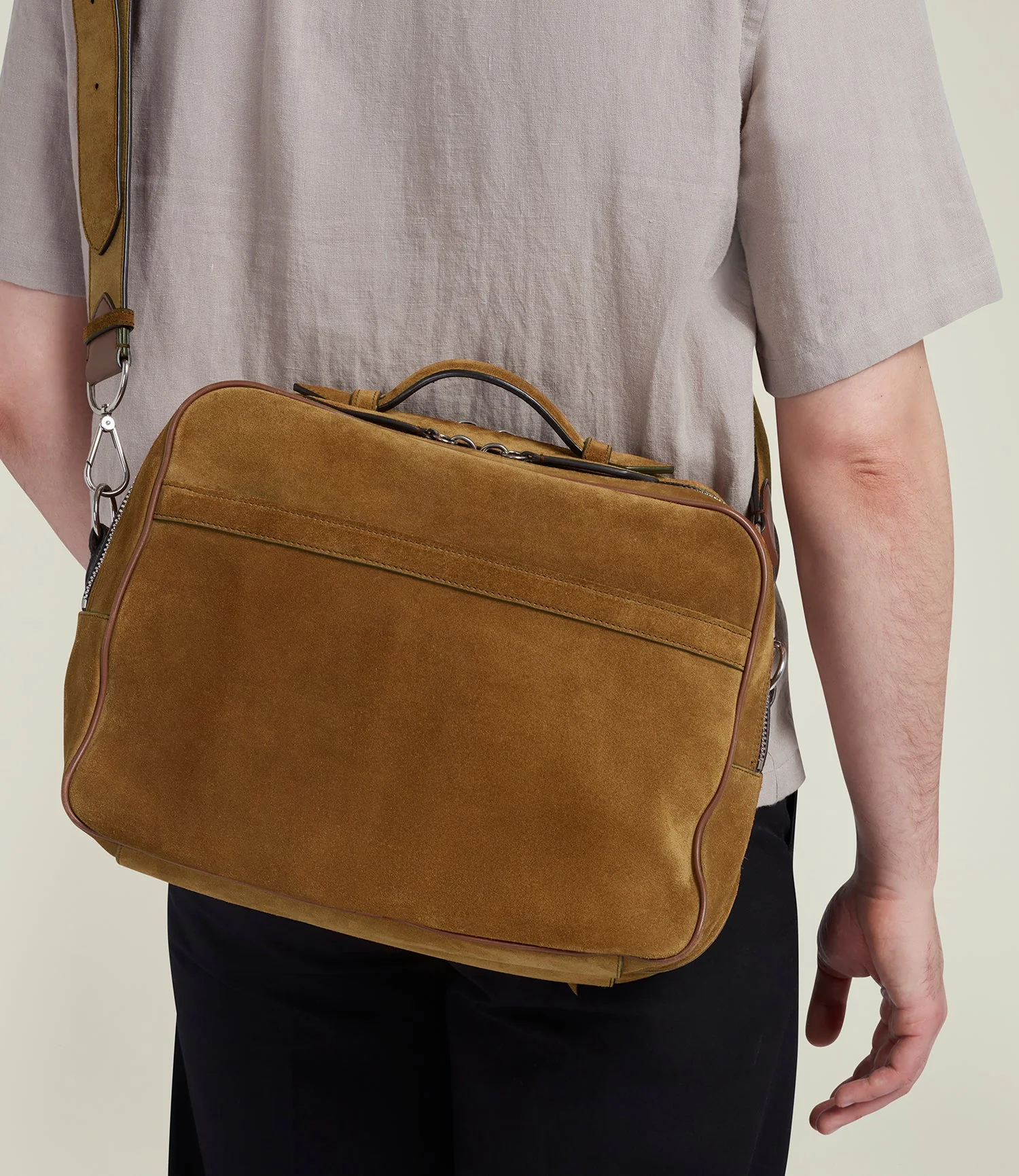 Metier - Wanderer Messenger Suede Marrakech - Image 5