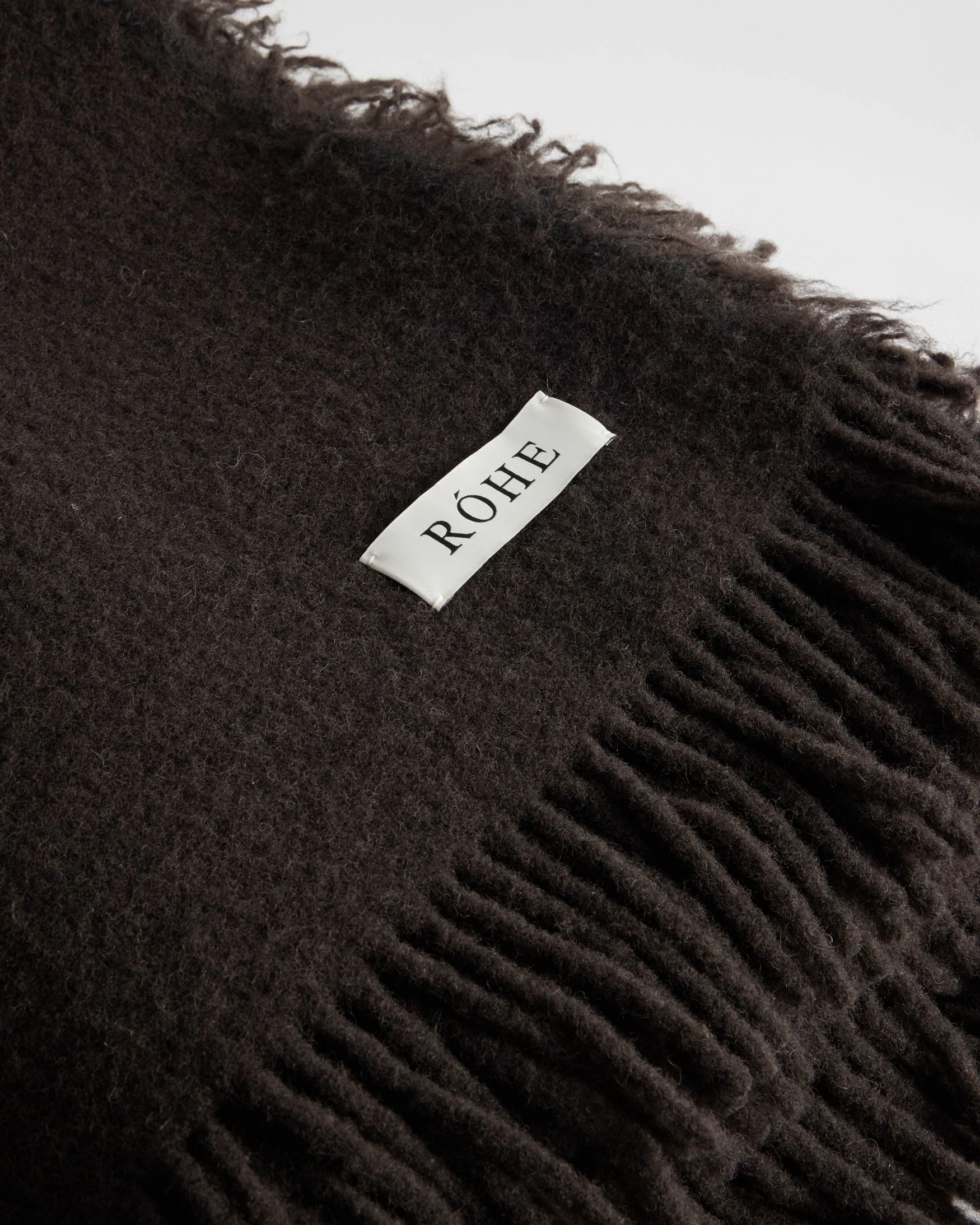 ROHE - Wool blanket | chocolate - Image 3