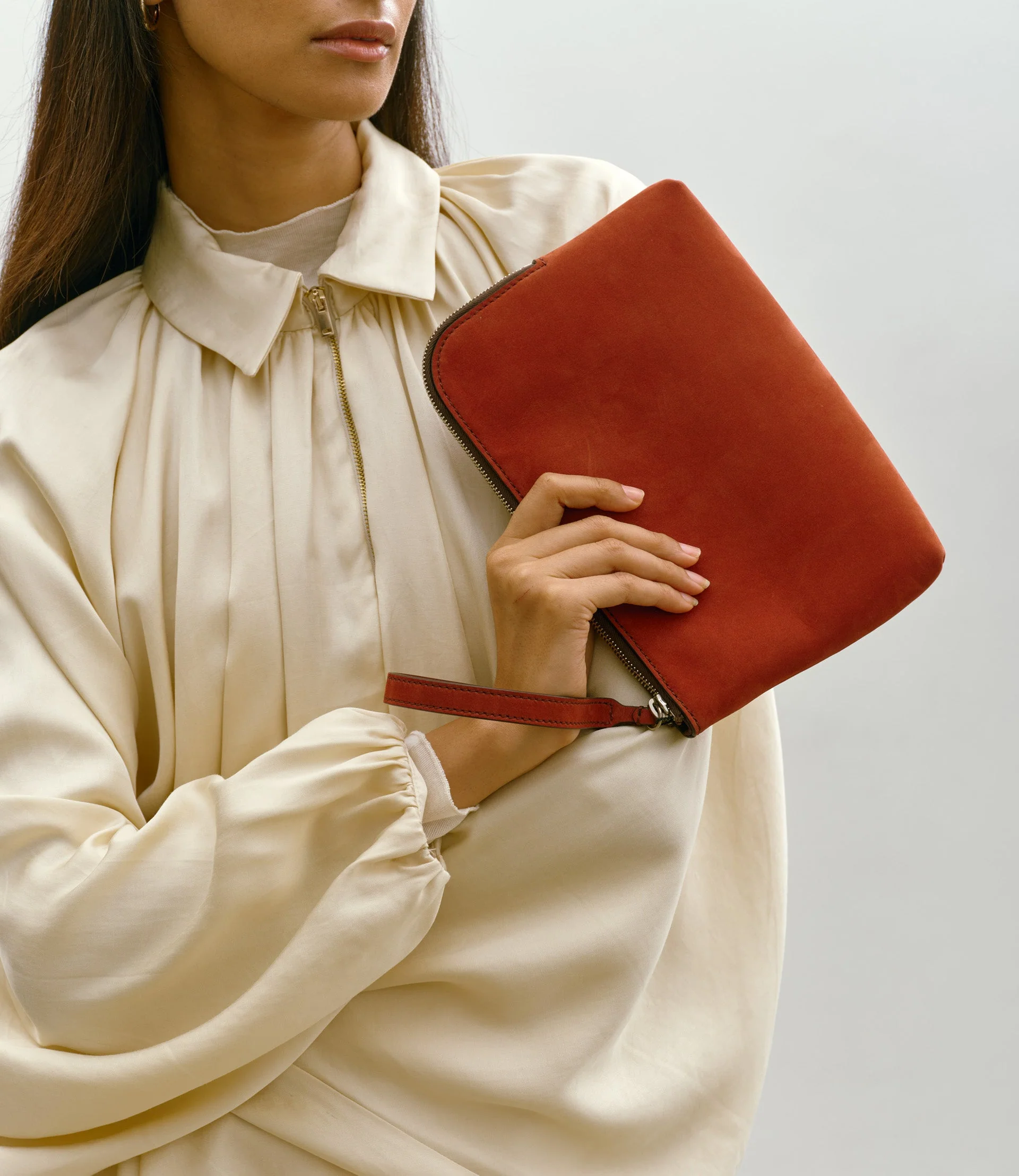 Metier - Wristlet Clutch Nubuck Rust - Image 5
