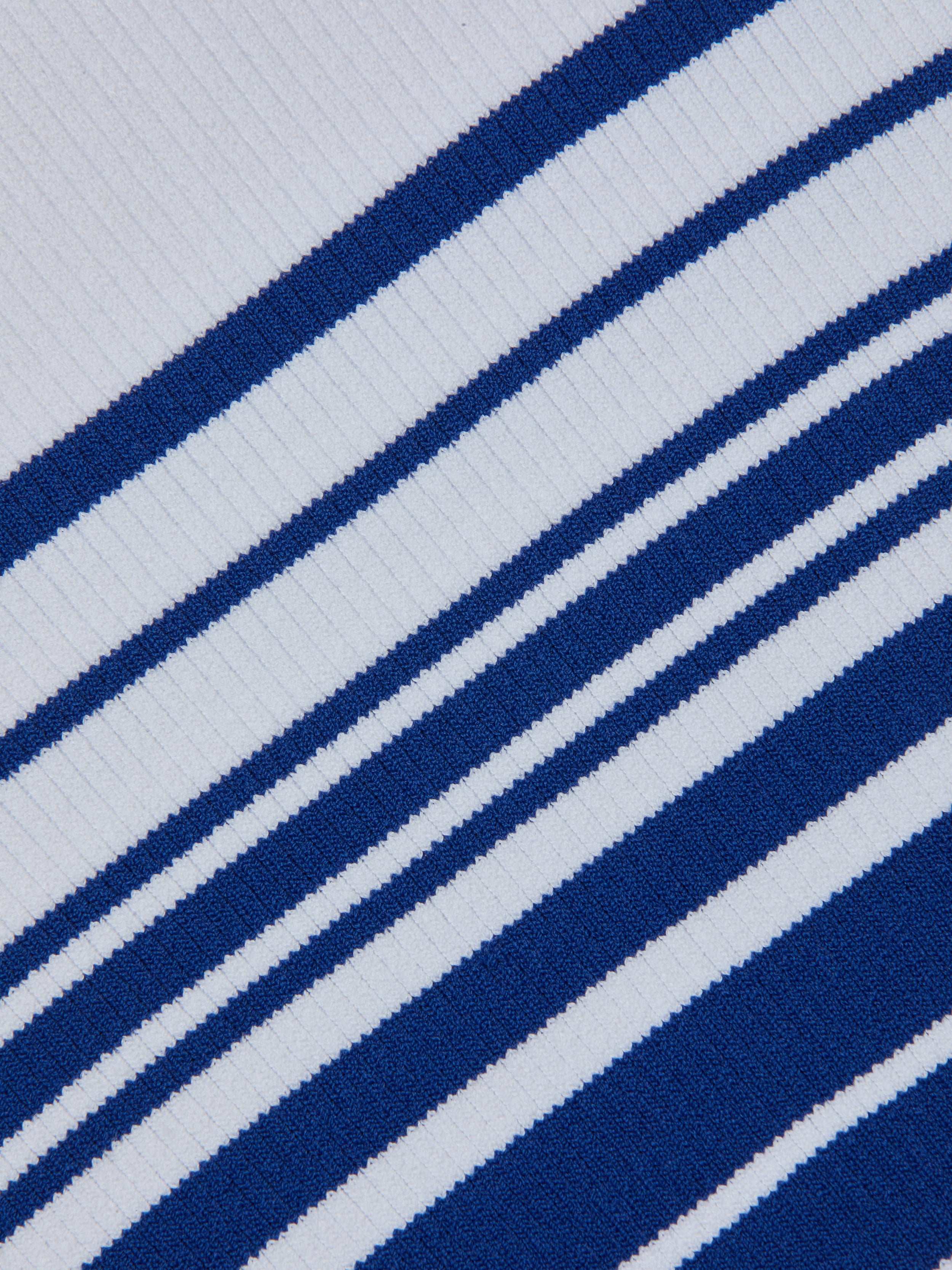 L'AGENCE - Yukio Cropped Pullover - Image 11